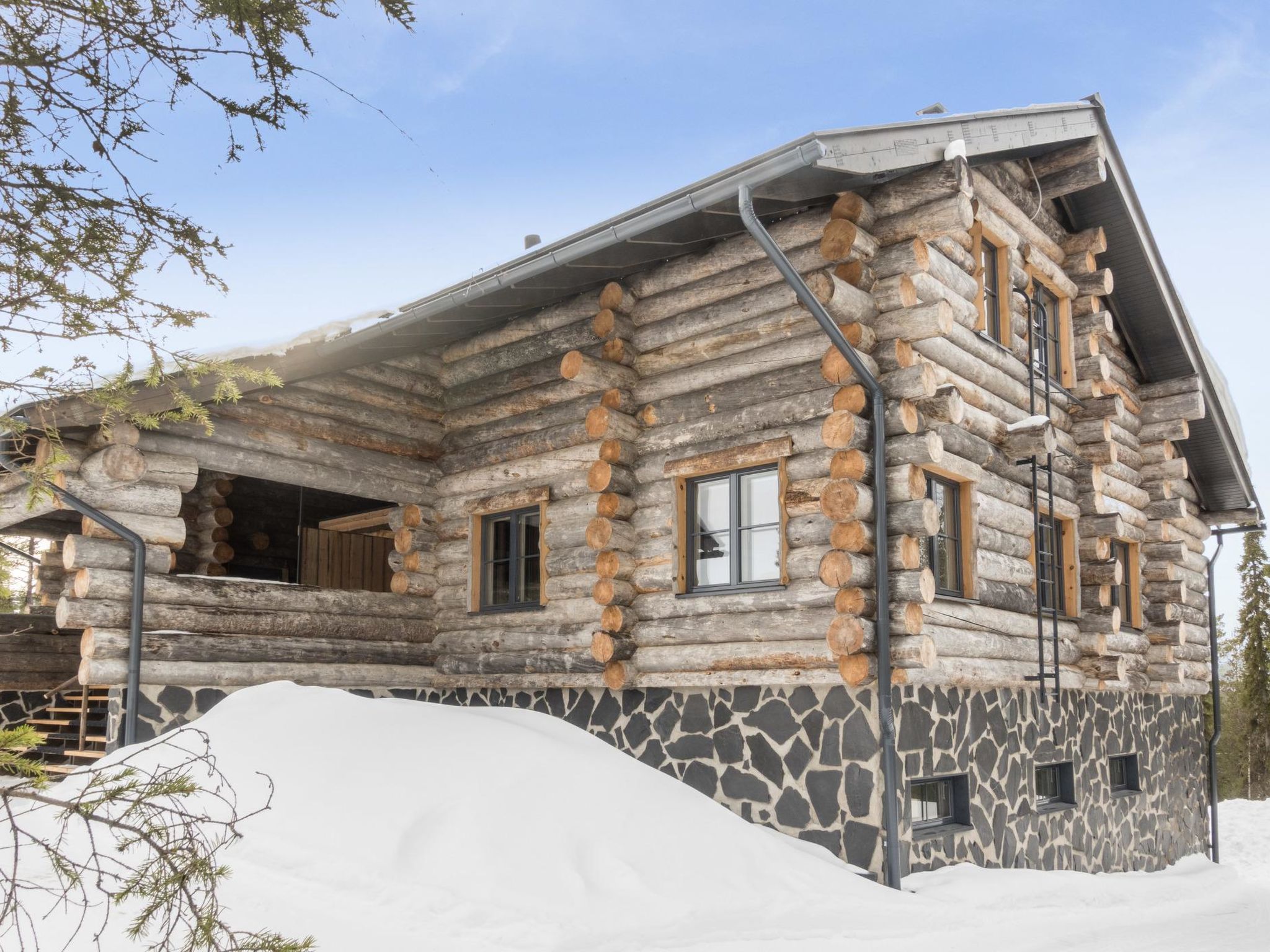 Villa toprakka b-Binnen