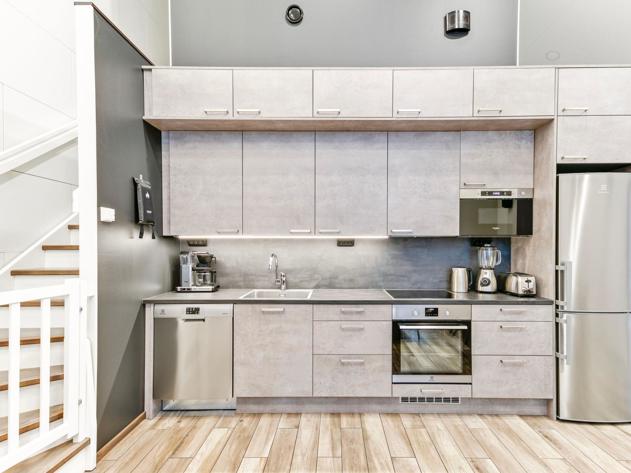 Levin hetki a-Binnen