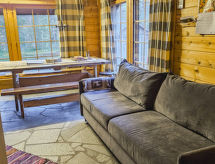 Authentiek Fins blokhut Harvana aan zee met houtgestookte sauna - thumbnail 6