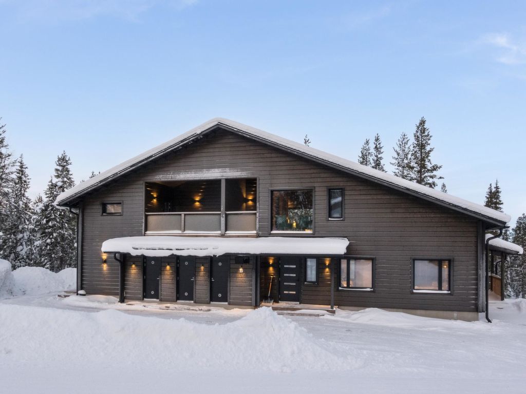 Vakantiehuis Villa komia iso in Finland