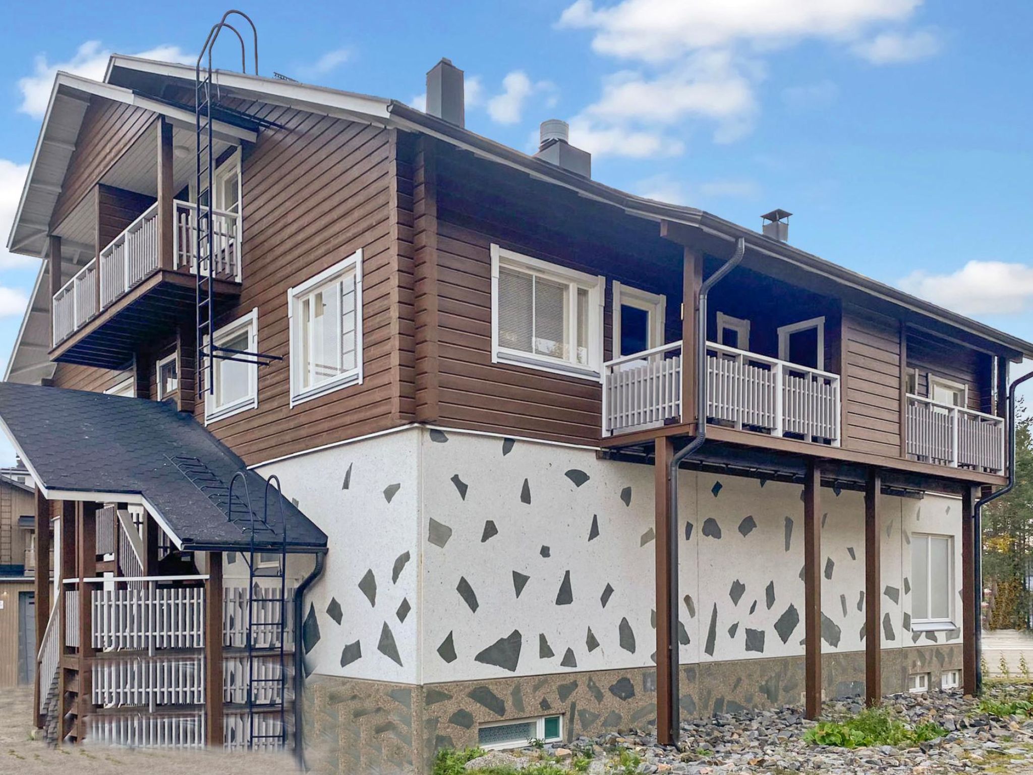 Leviraitti 4 a 4-Inside