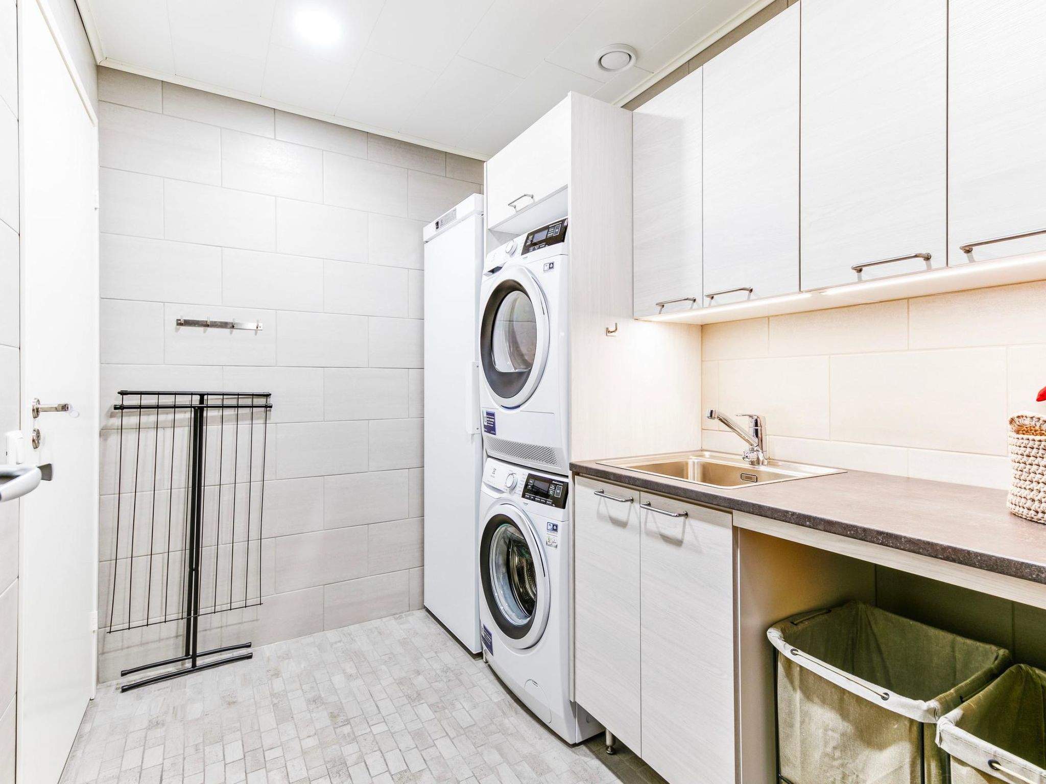 Levin hetki b-Binnen