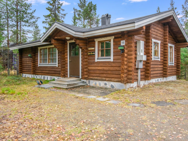 Sfeervol rondhouten vakantiehuis Pyhä-rasti in Pelkosenniemi in Pelkosenniemi