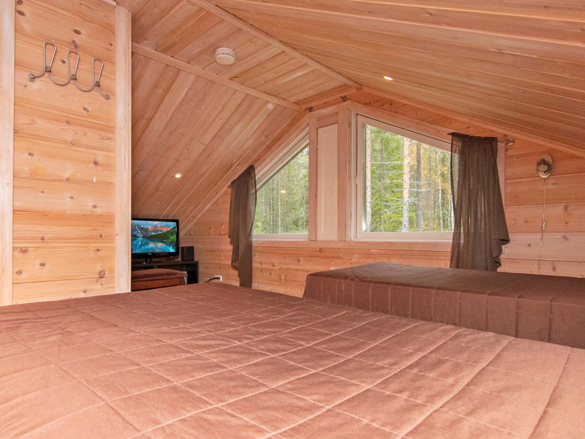 Pyhänkarhu 4-Binnen