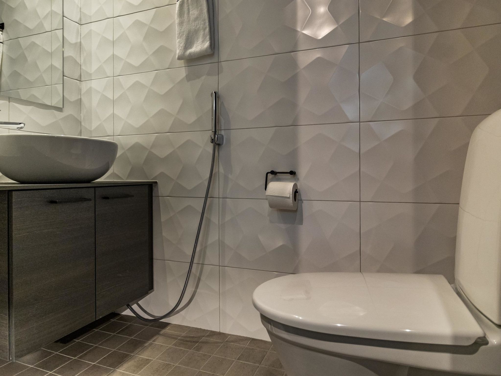 Uniikki 75, c402-Binnen