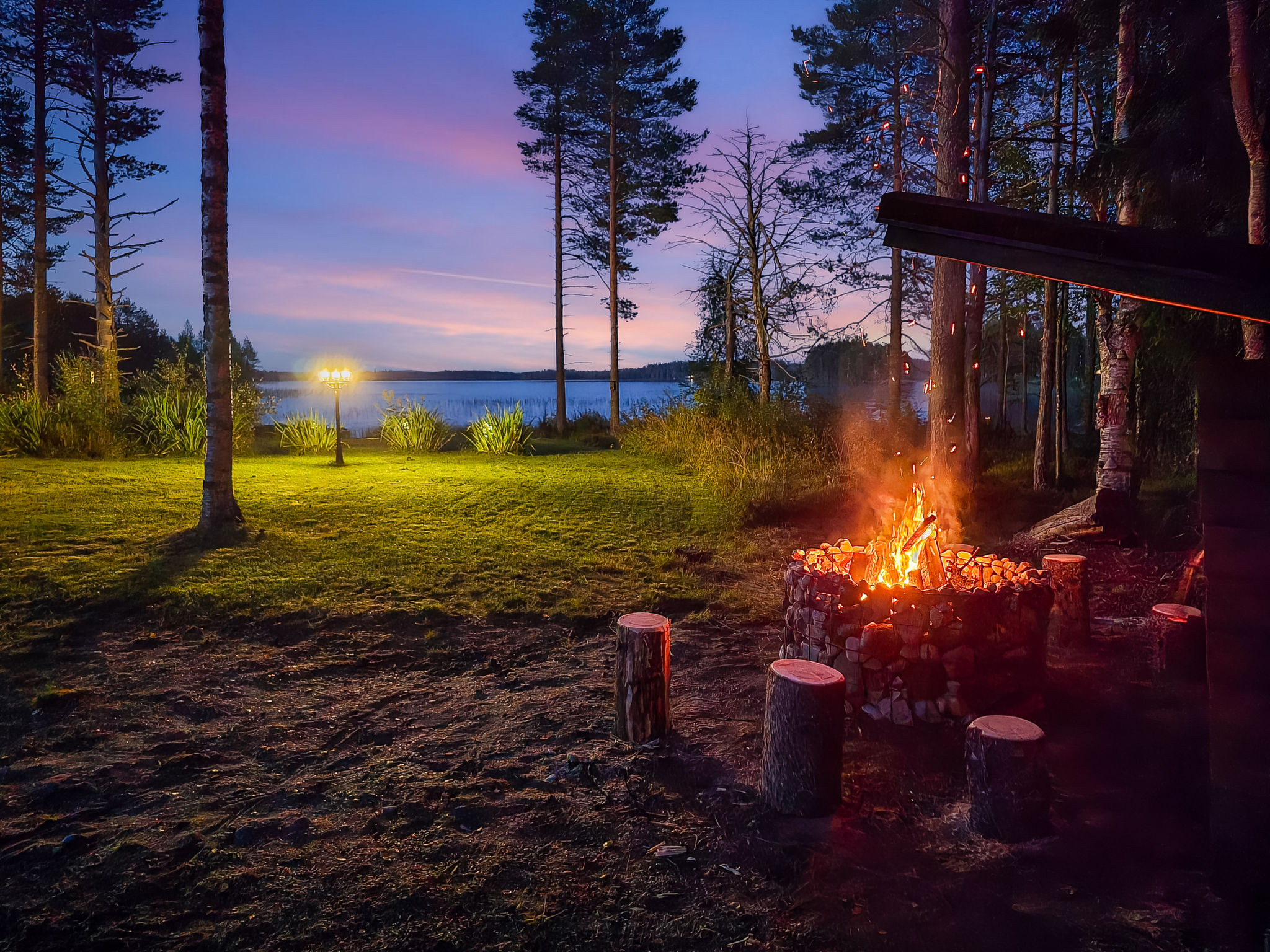 Oravajärven talo (ent. suomela) - Binnen