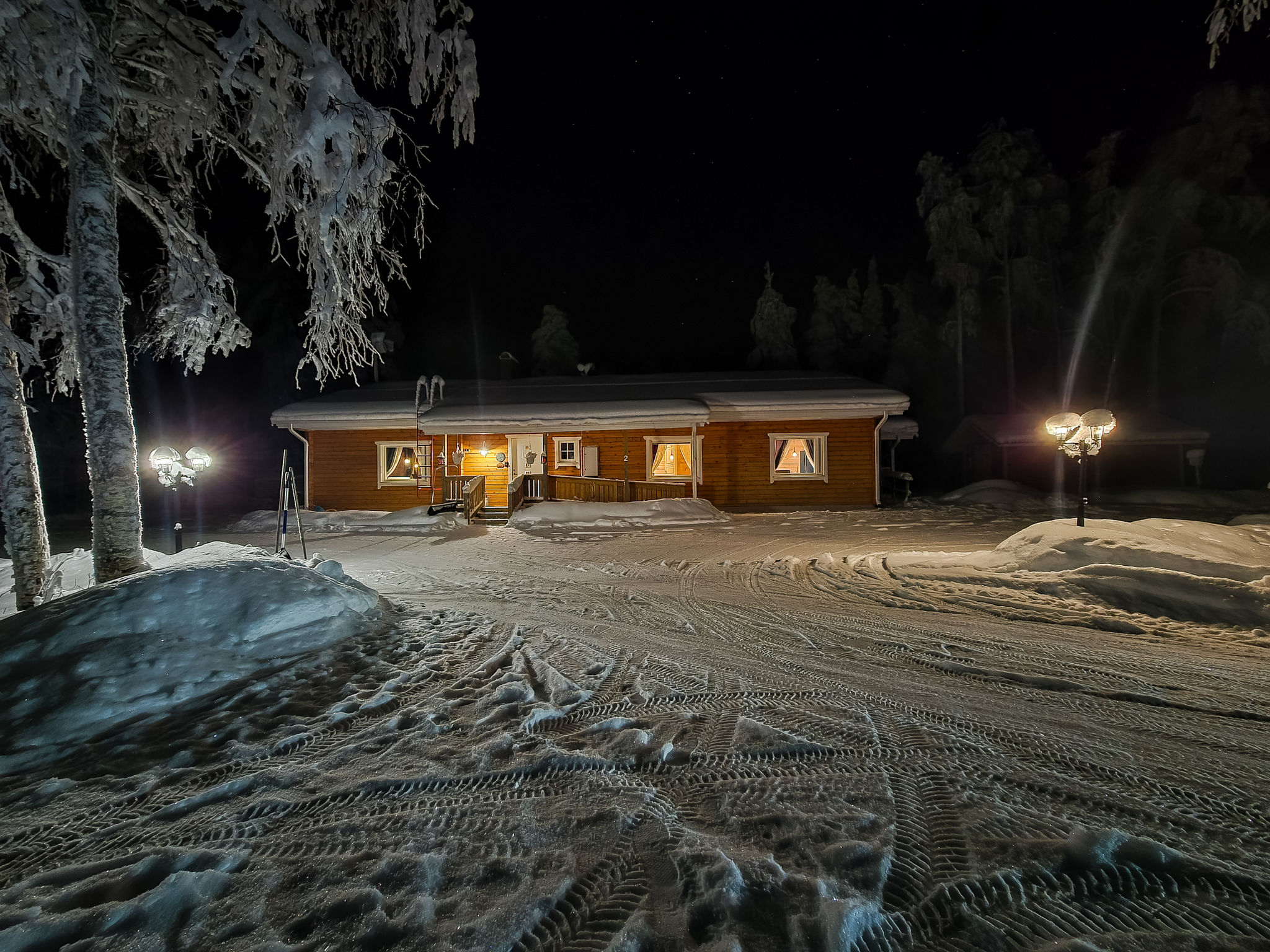 Oravajärven talo (ent. suomela) - Binnen