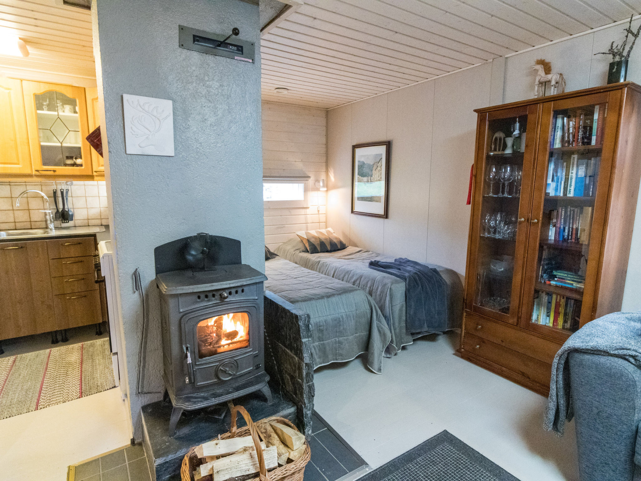 Lystikämän tupa-Binnen