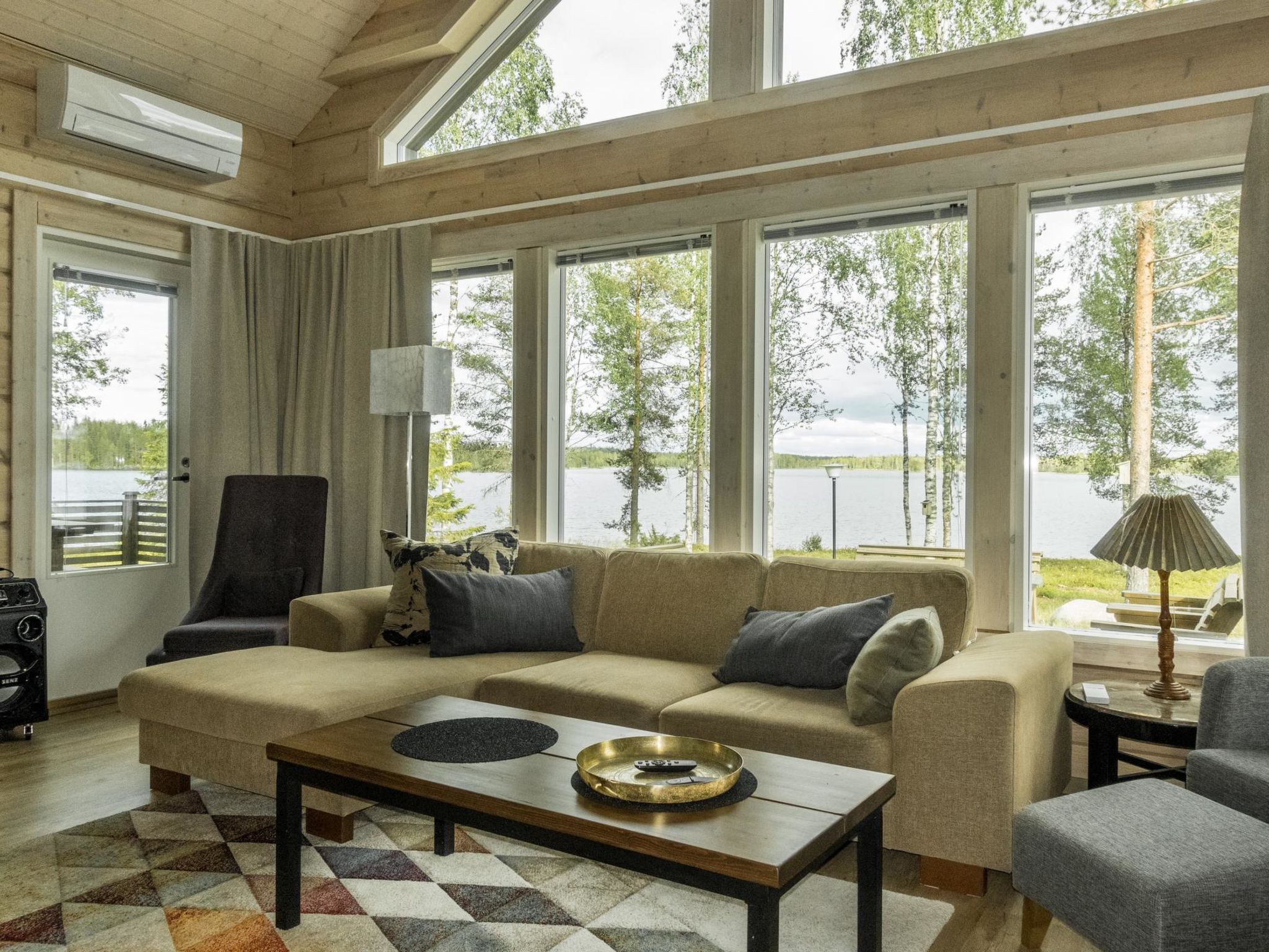 Villa lystikämä-Dedans