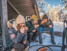 Uniek verblijf met sauna-cabin en drijvende iglo aan meer bij Rovaniemi - thumbnail 6