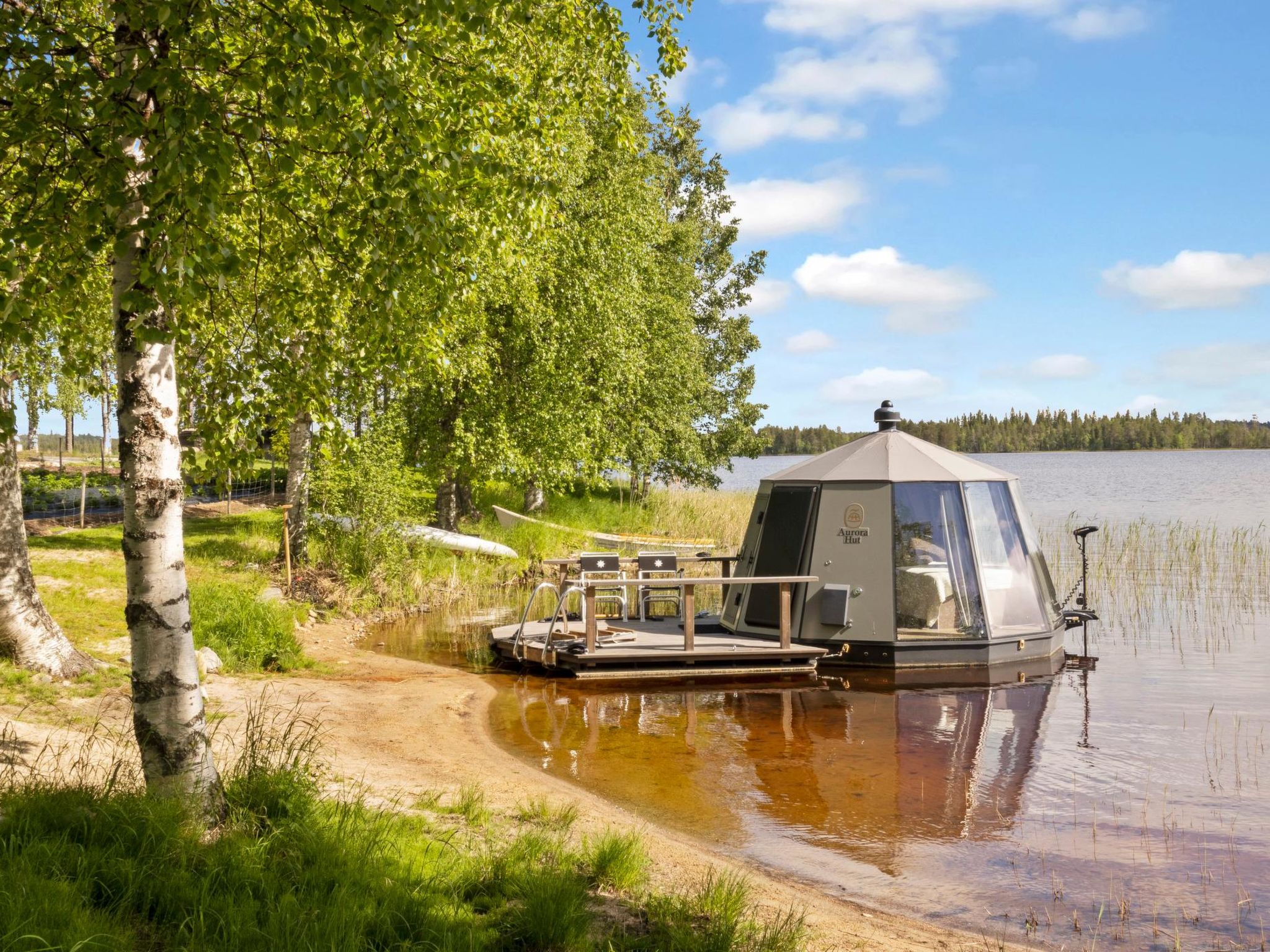 Lystikämän elämys-Dedans