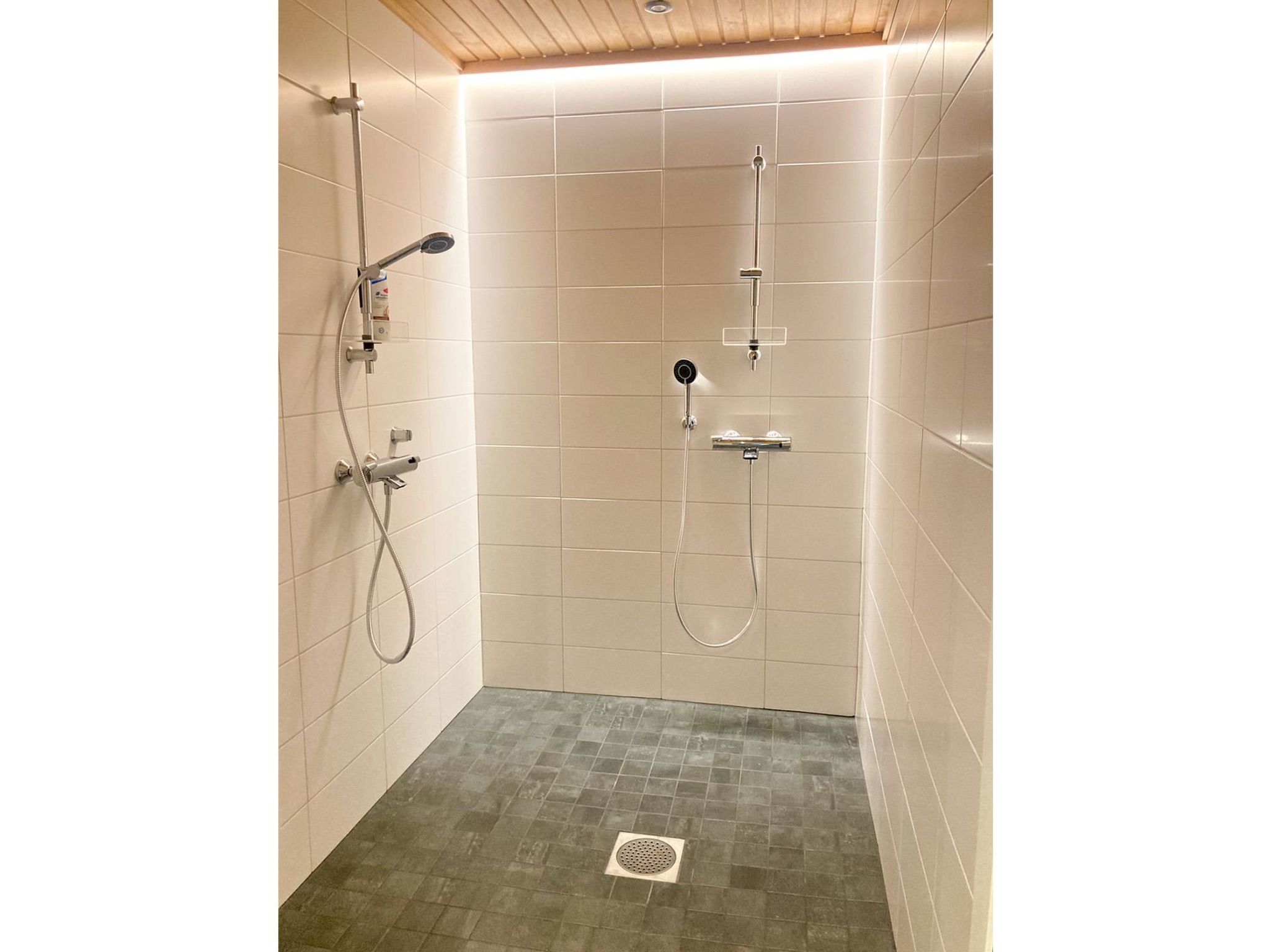 Villa lehtoniemi-Binnen