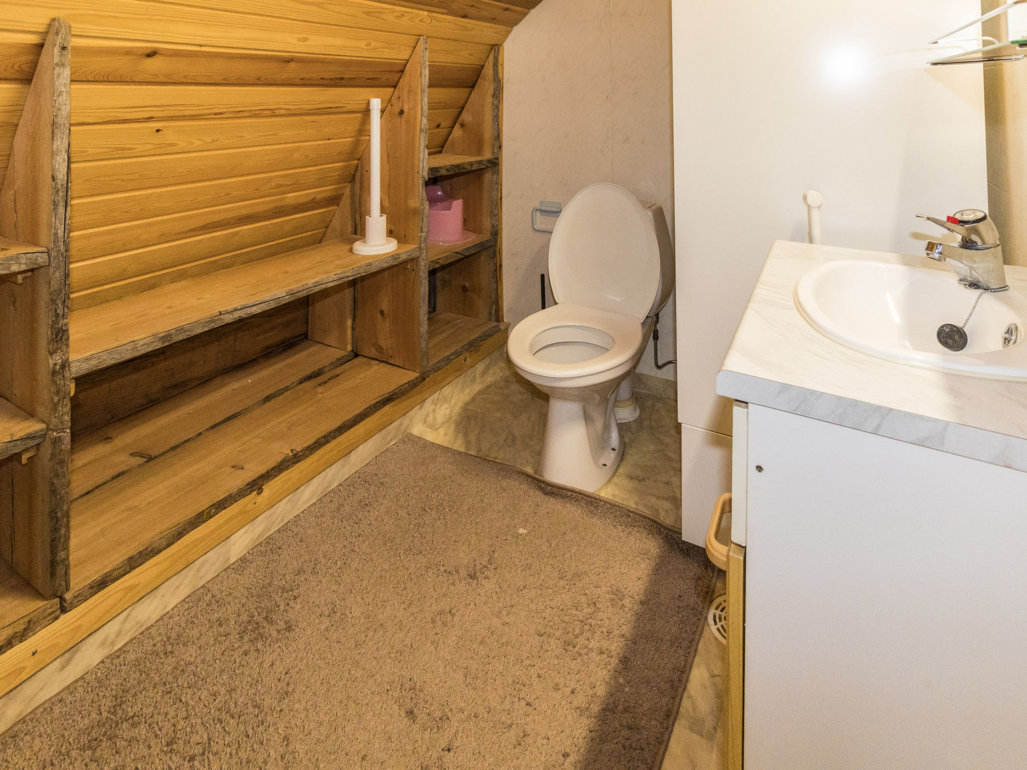 Örtsylä a - Inside
