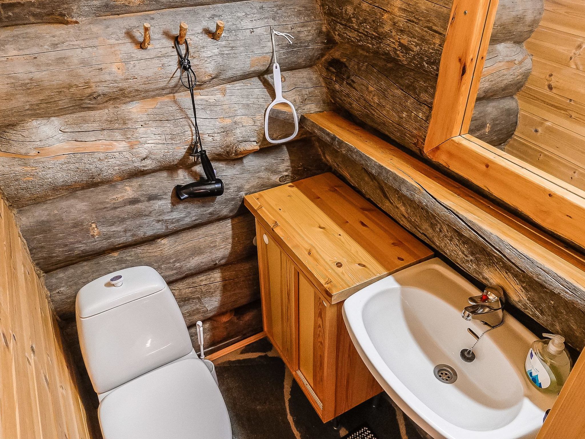 Photo of Sallanhelmi e2