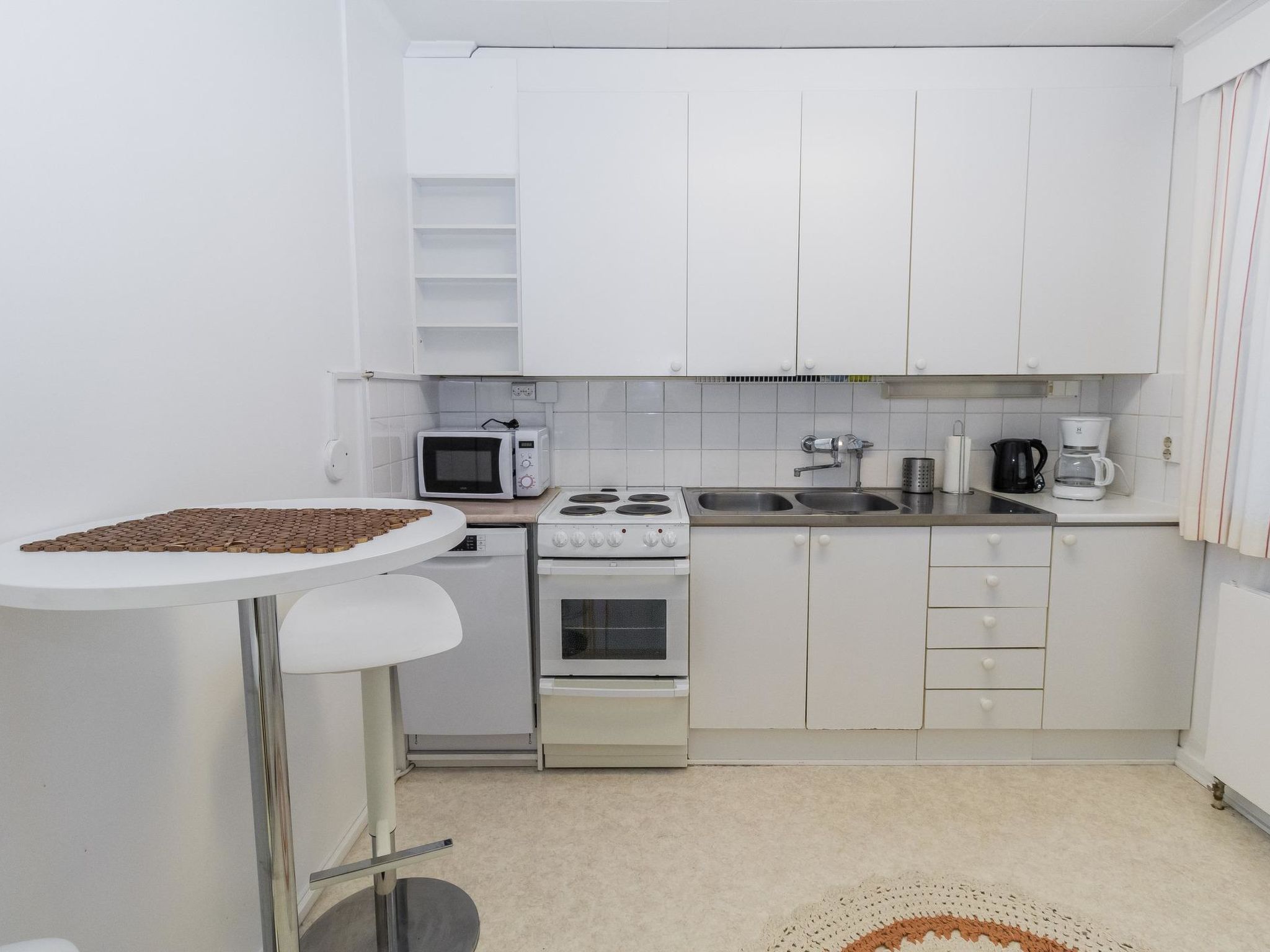 Photo of Kelloselkä b