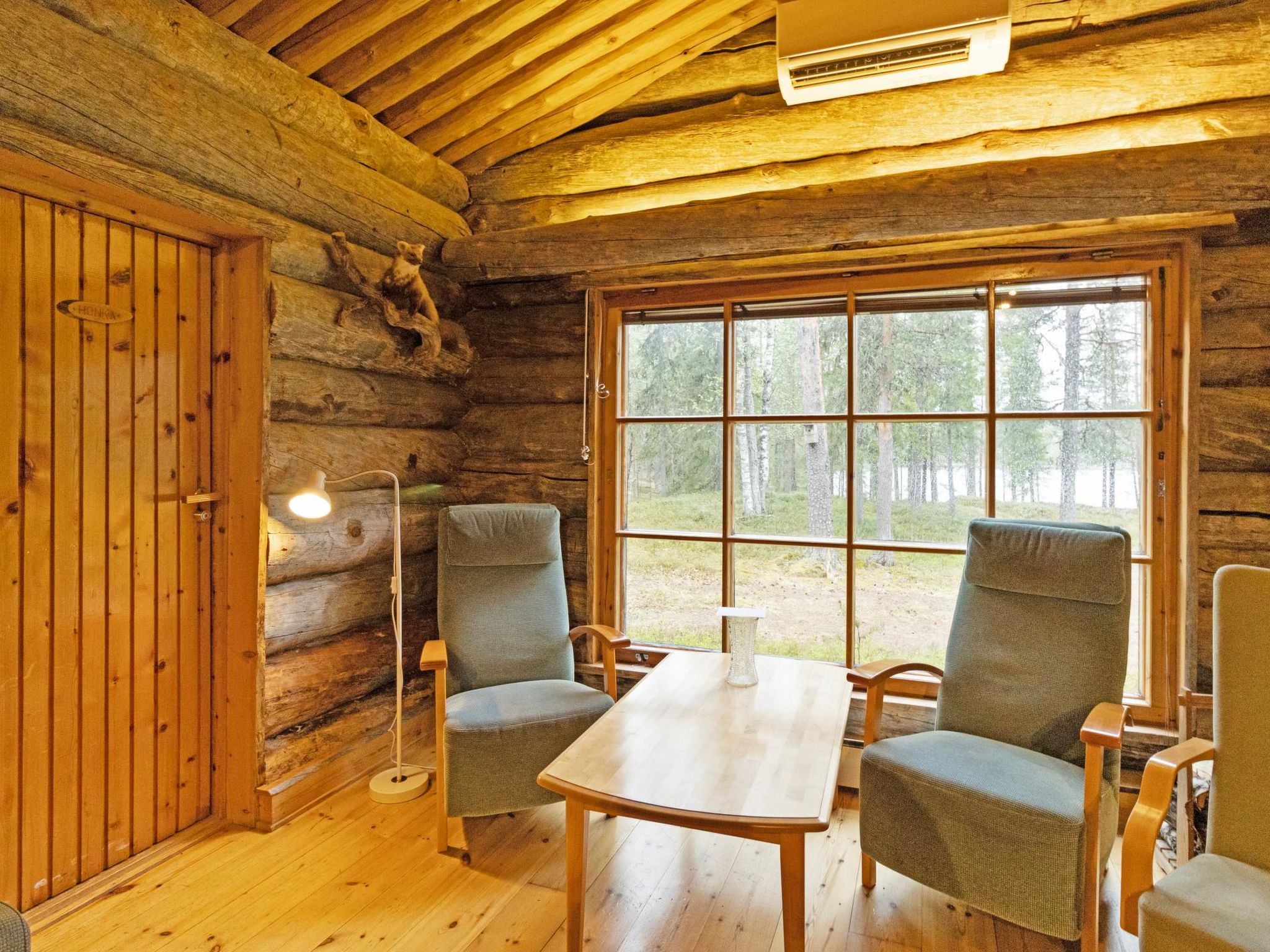 Metsä-luosto-Dedans