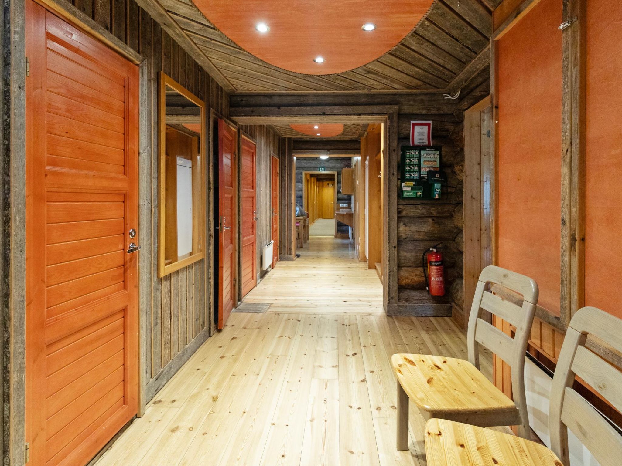 Metsä-luosto-Dedans