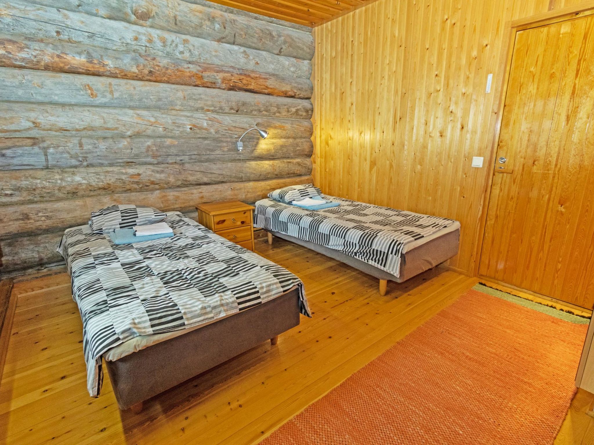 Metsä-luosto-Dedans