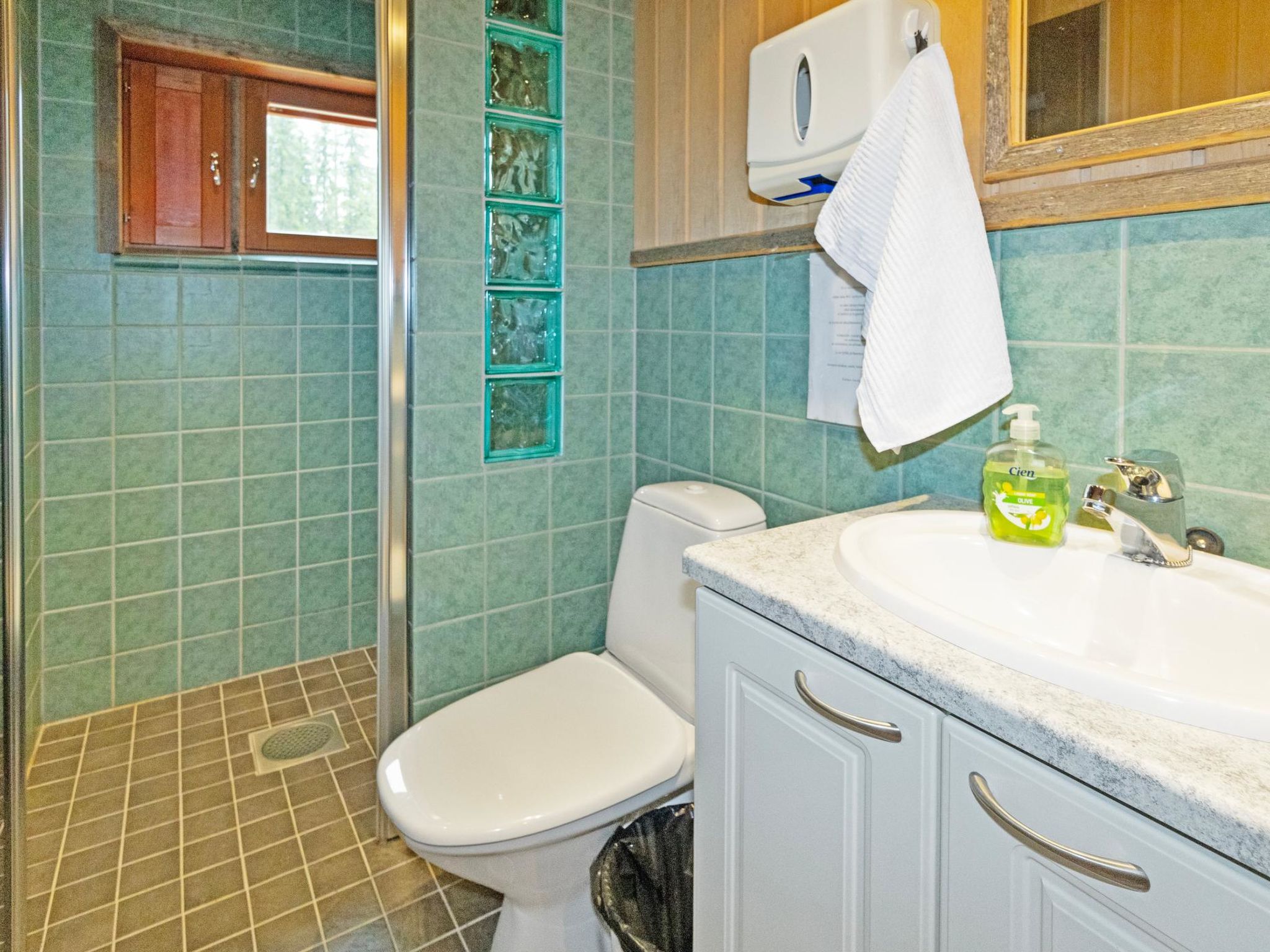 Metsä-luosto-Dedans