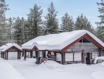 Vrijstaande blokhut Kerkkälä met uitzicht op de Luosto fell in Lapland - thumbnail 1