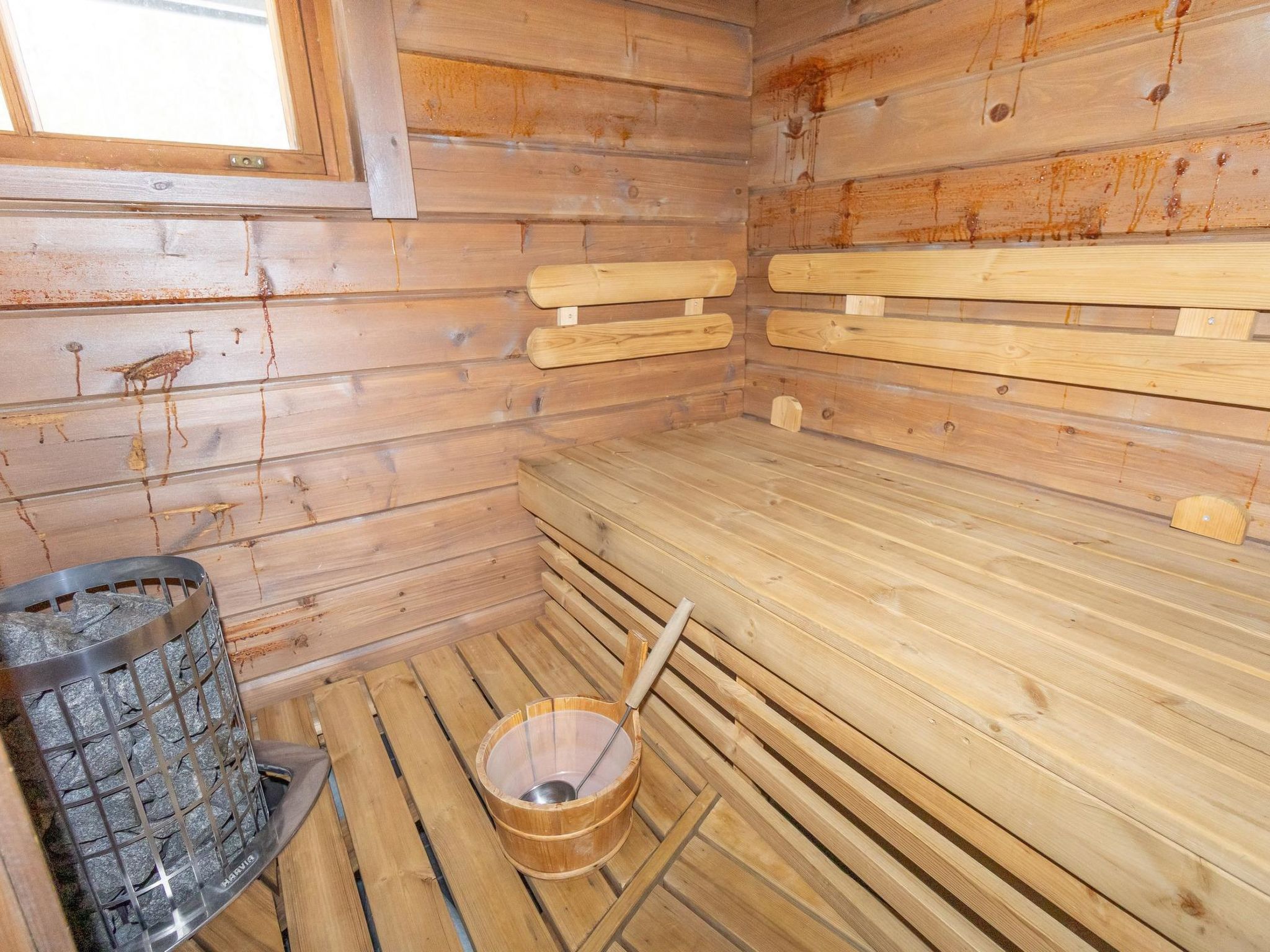 Savottakämppä-Inside
