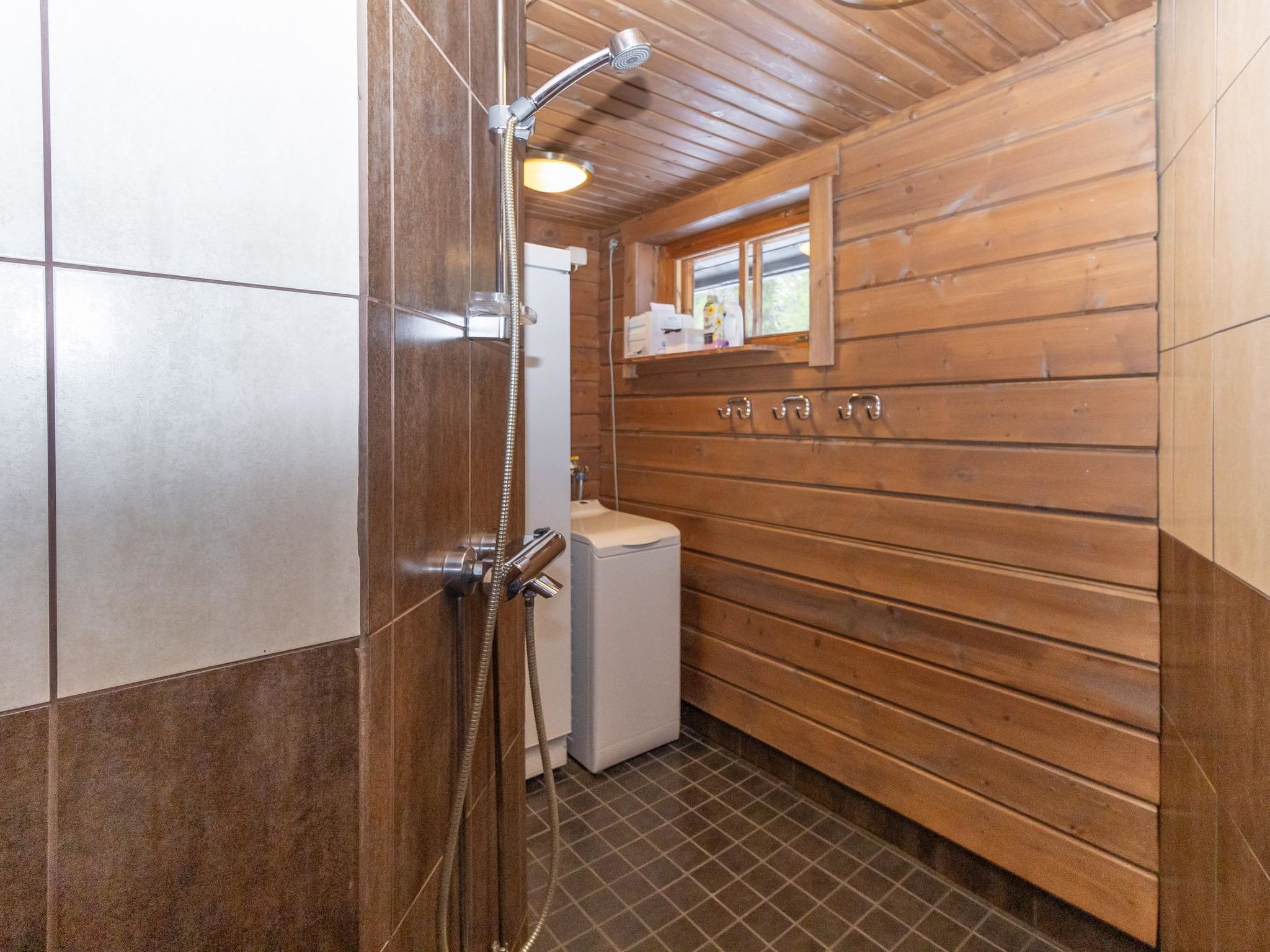 Savottakämppä-Inside