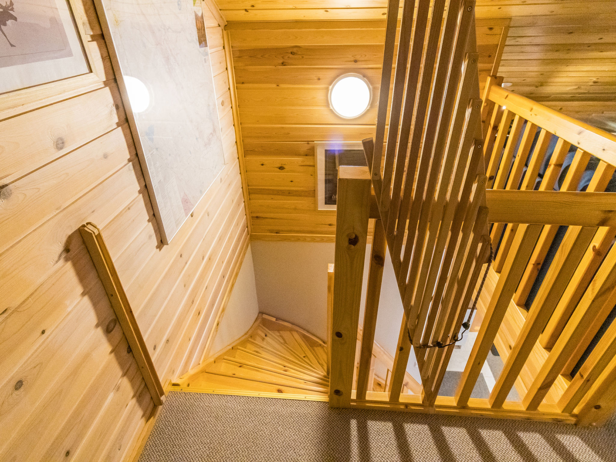 Luonnonrauha a - Inside