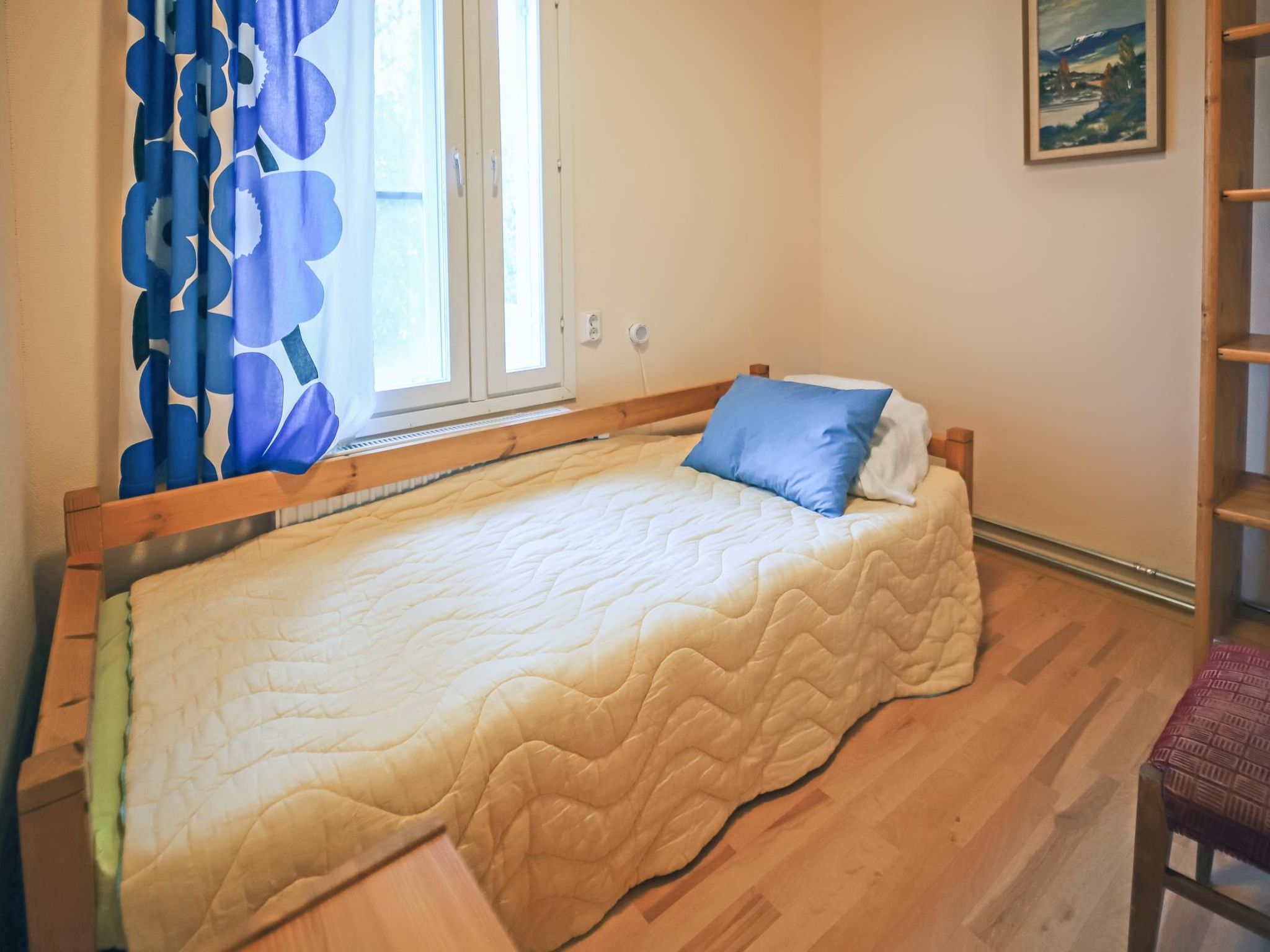 Lövgårdenin lohimaja-Inside