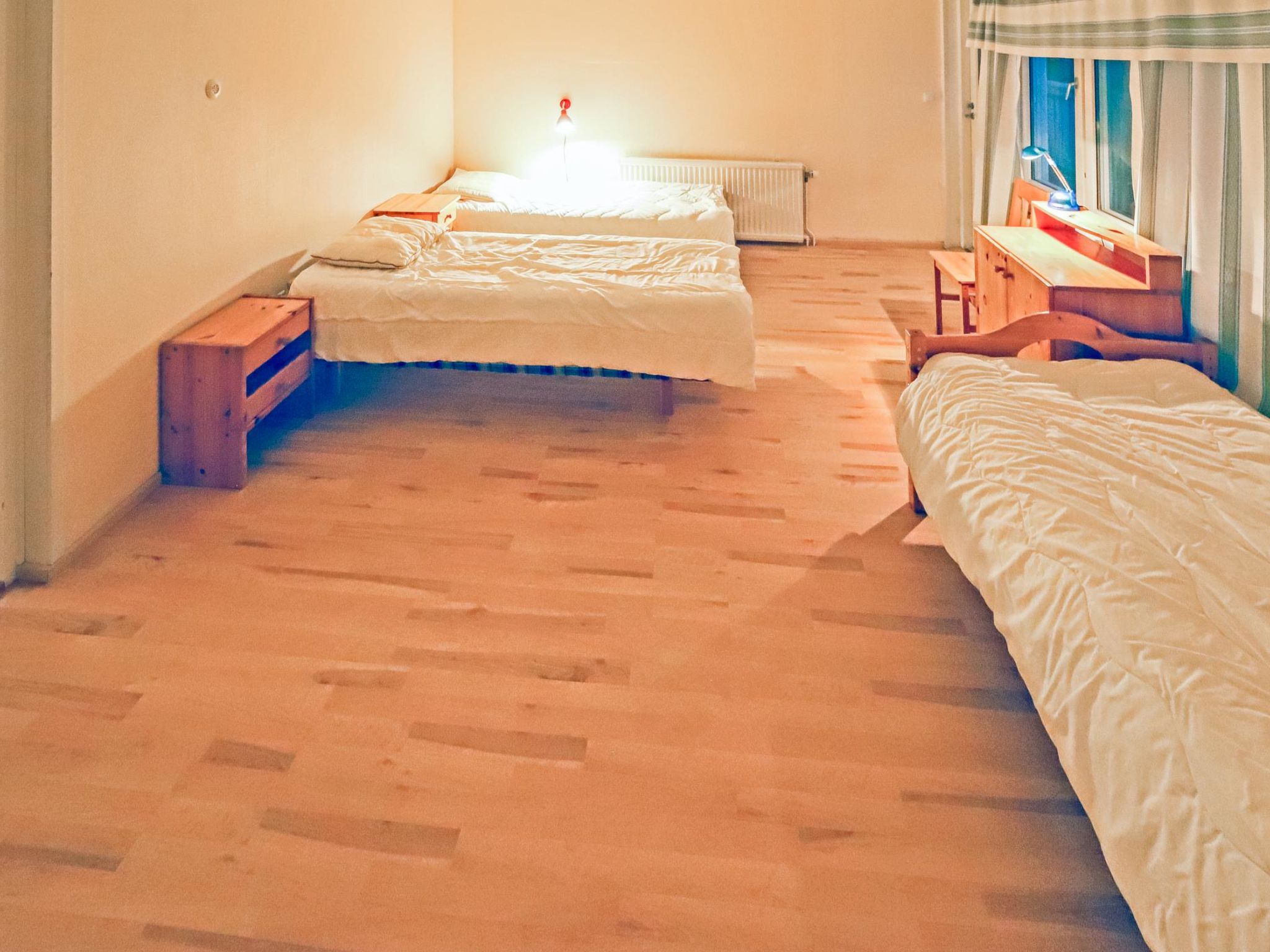 Lövgårdenin lohimaja-Inside