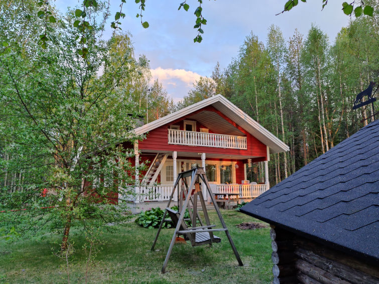 Sauna en rust aan het meer: Vakantiehuis Koivulahden Reinola in Ylitornio in Ylitornio