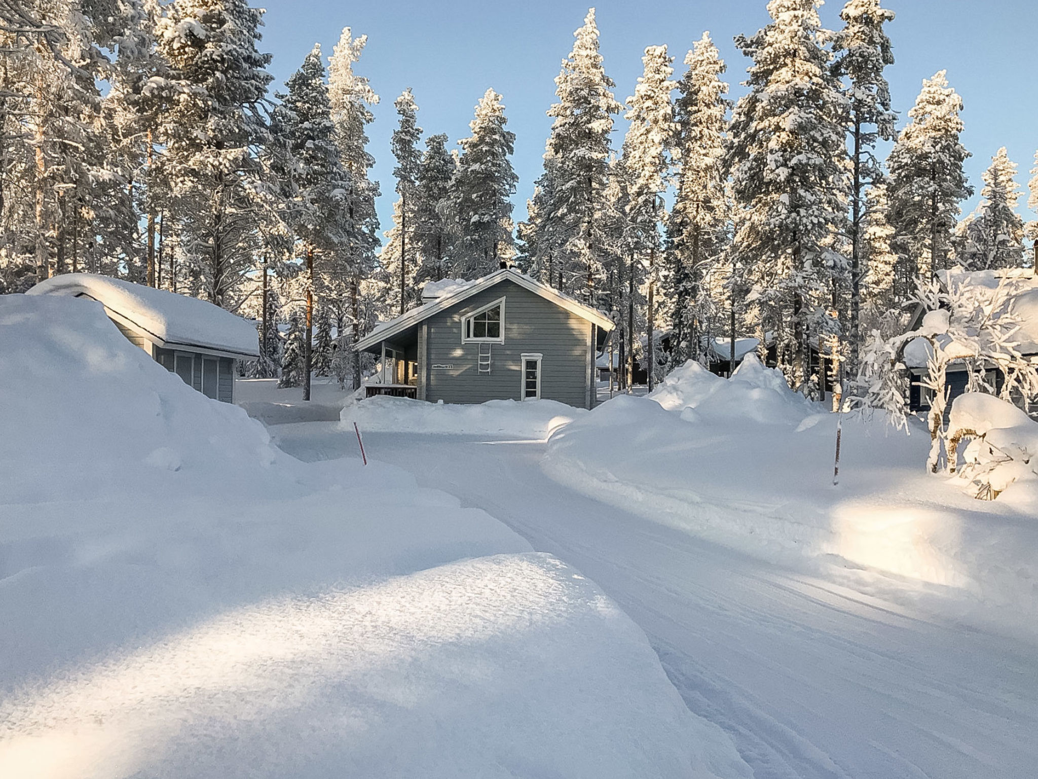 Ylläs iisakki as. 10 b