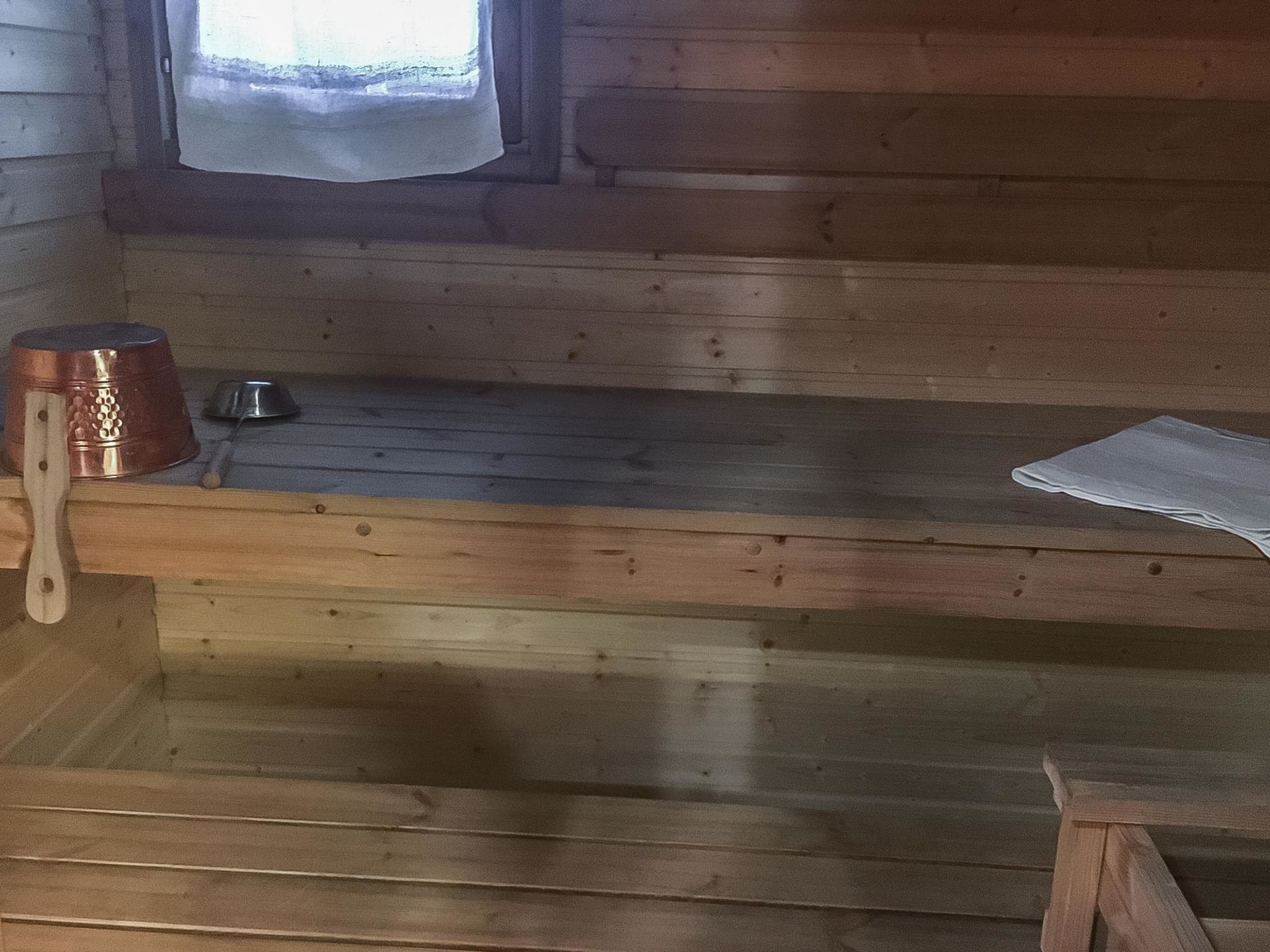 Lomaylläs b26 /palovaarankaarre 8 a-Binnen