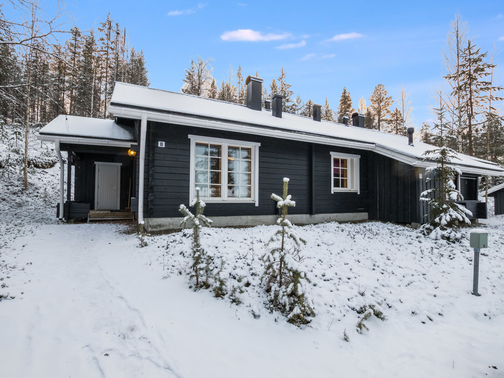Maison Lomaylläs f79 /palovaarankaarre 18b à Kolari
