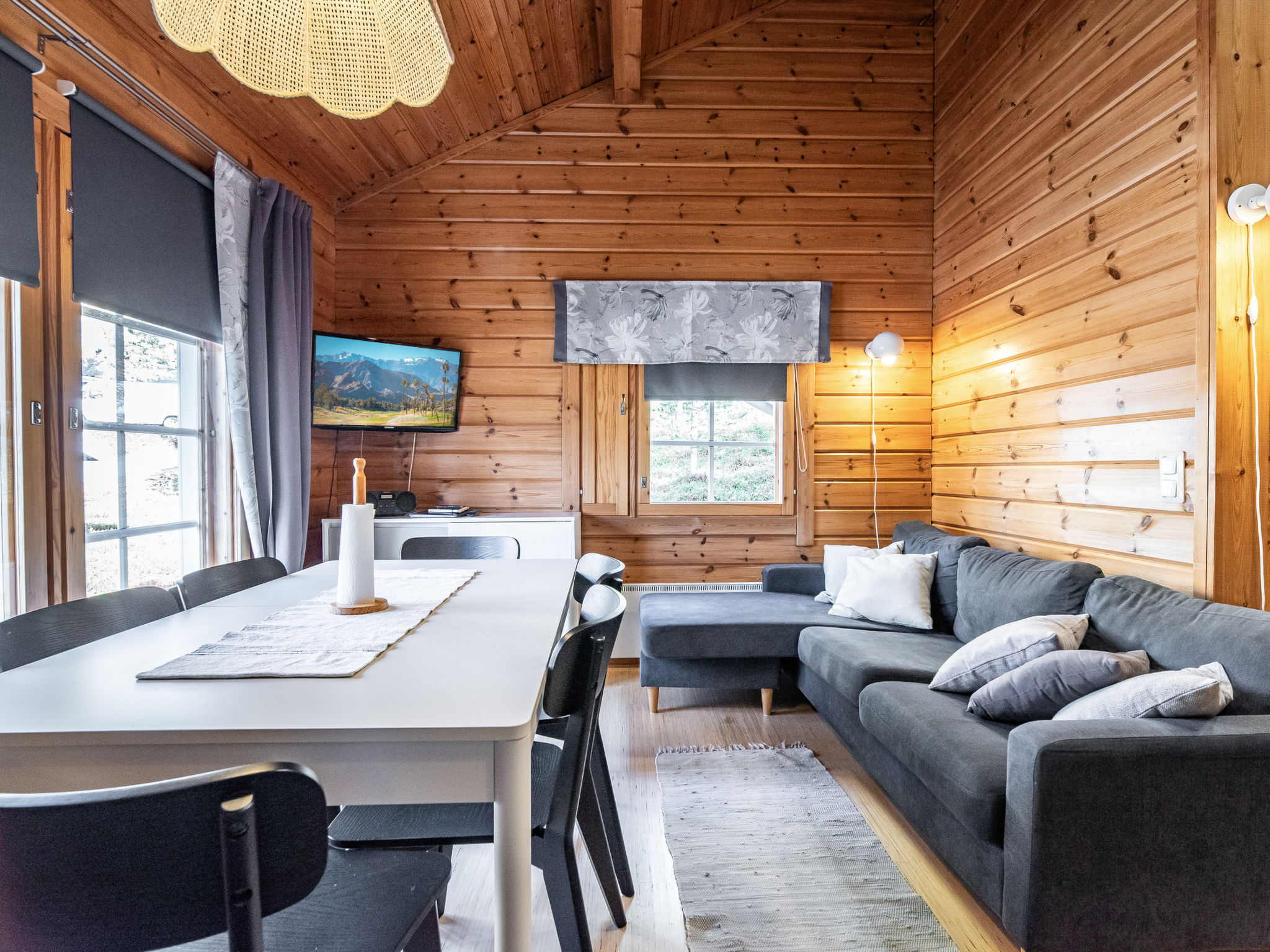 Lomaylläs f79 /palovaarankaarre 18b