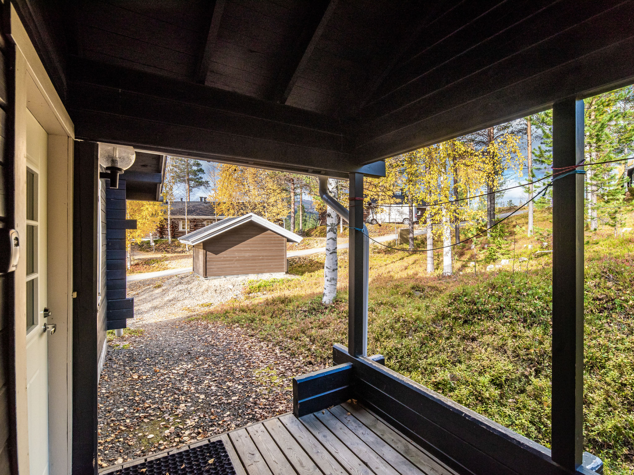 Lomaylläs f79 /palovaarankaarre 18b - Binnen