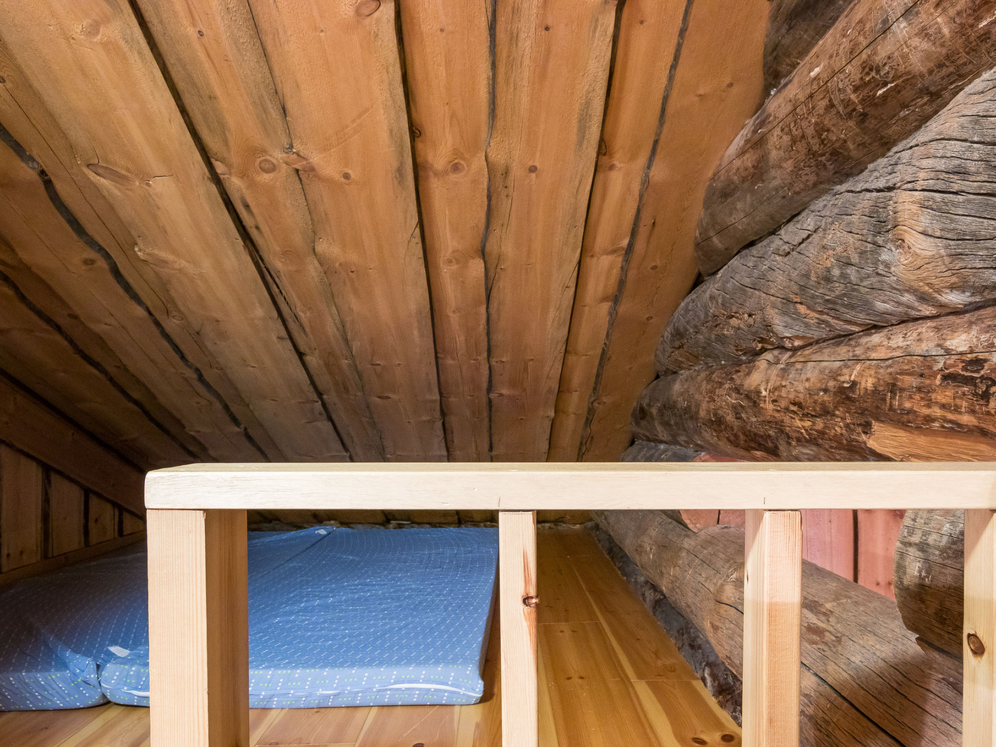 Maison Lomaylläs d58 /palovaarankaarre 11b – Intérieur, photo 22 sur 34