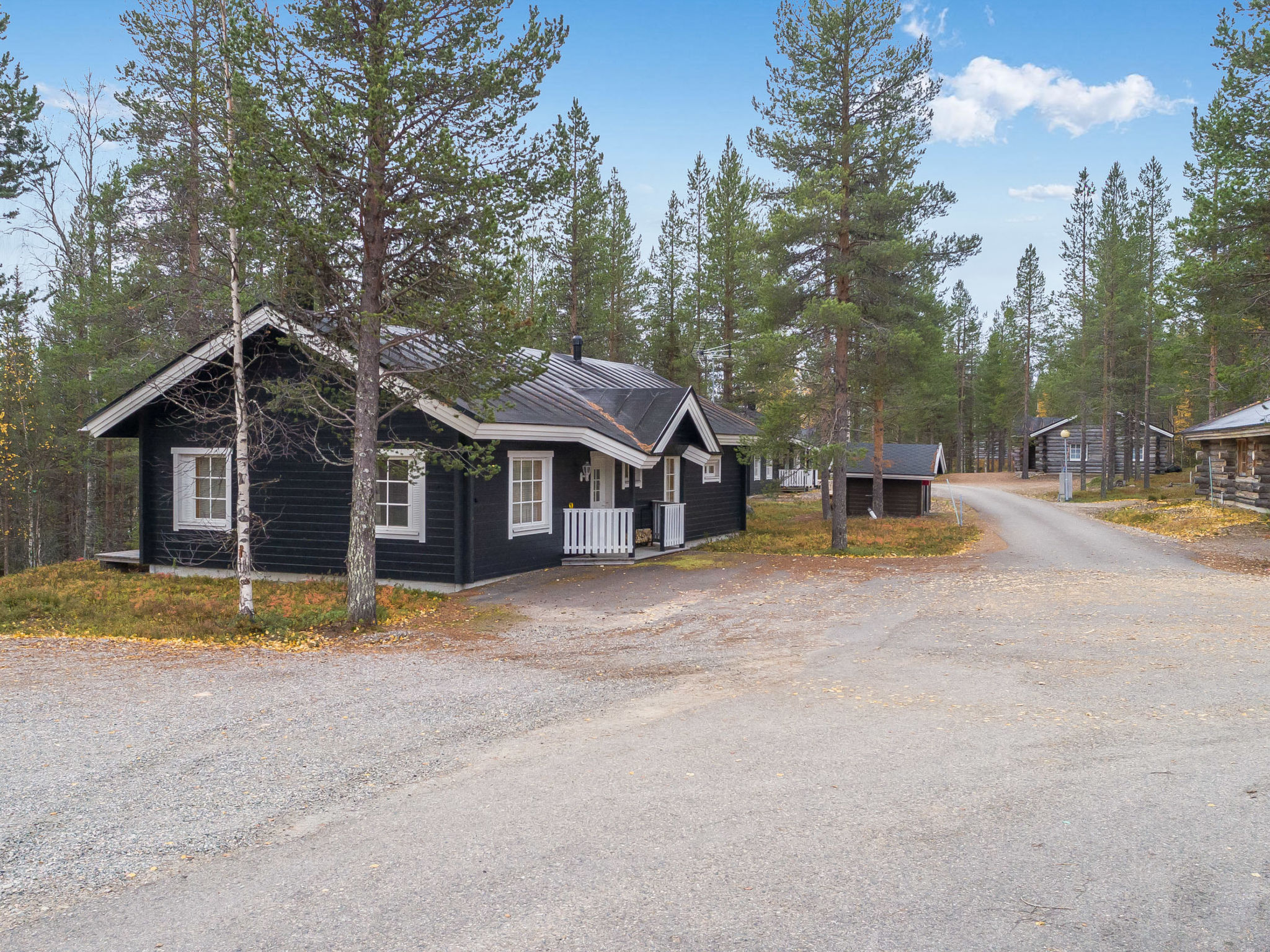 Lomaylläs / hankipolku 2