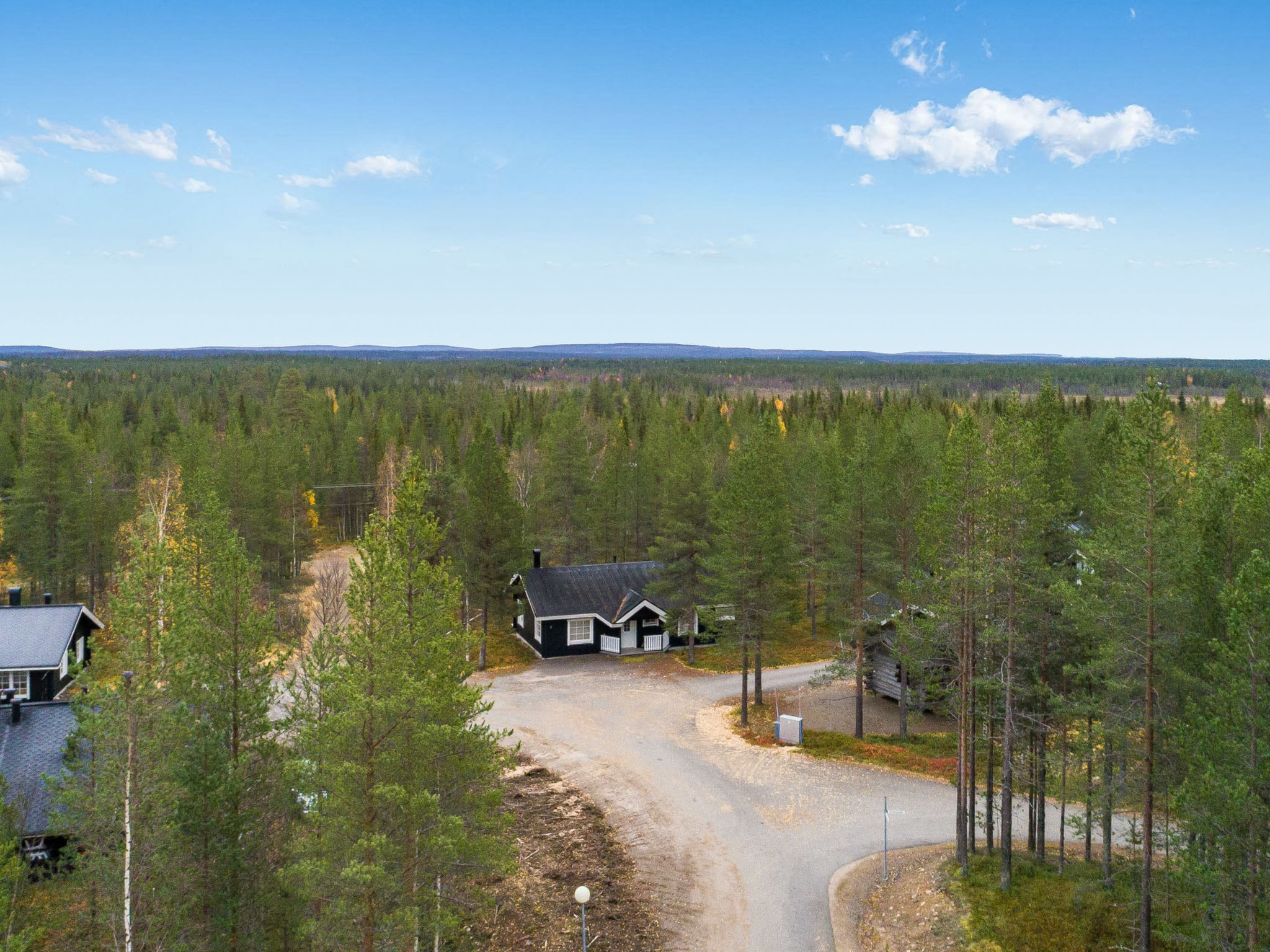 Lomaylläs / hankipolku 2
