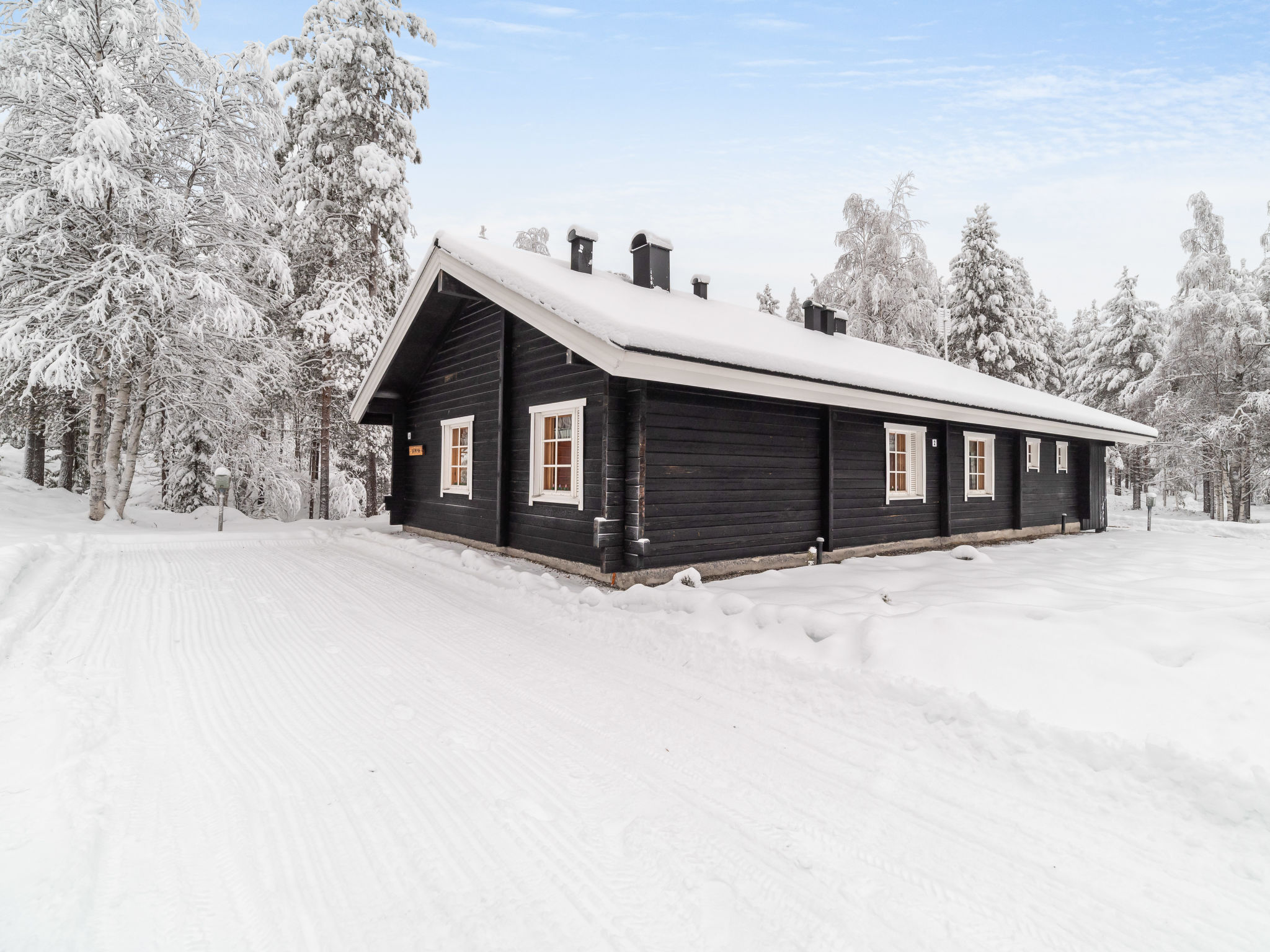 Lomaylläs h105 / pistopolku 2a