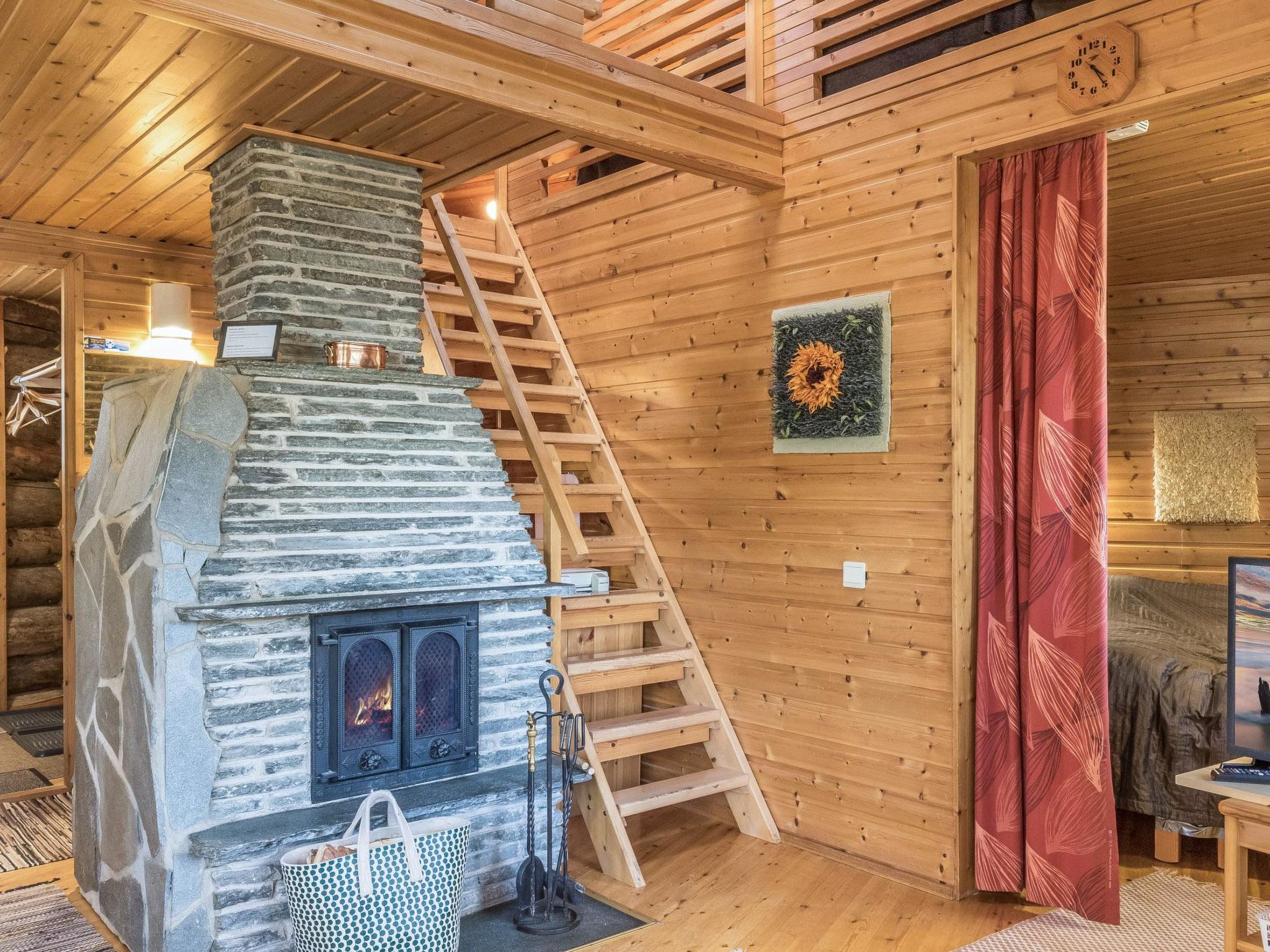 Ylläsparit as. mustikka-Dedans