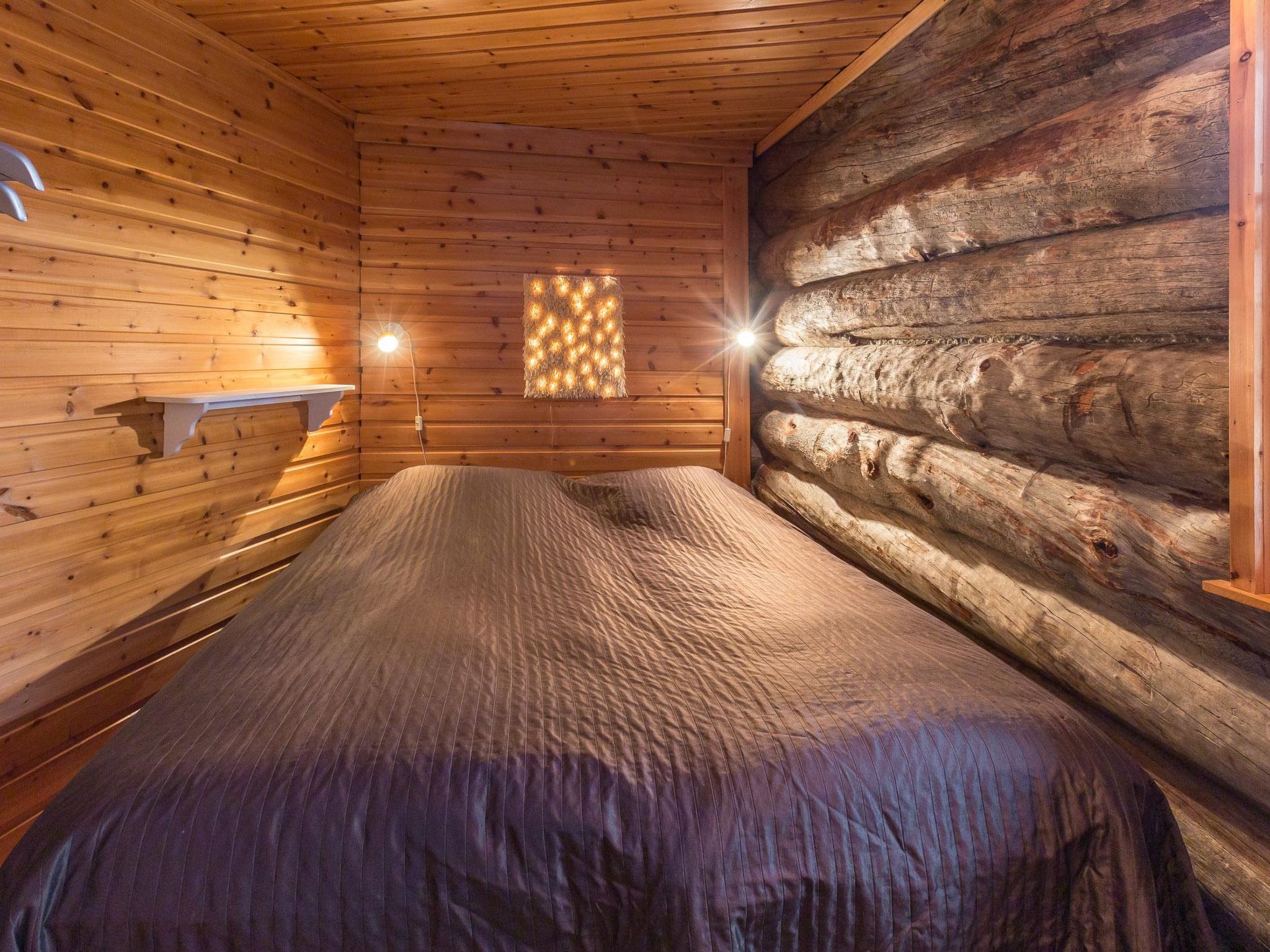 Ylläsparit as. mustikka-Dedans