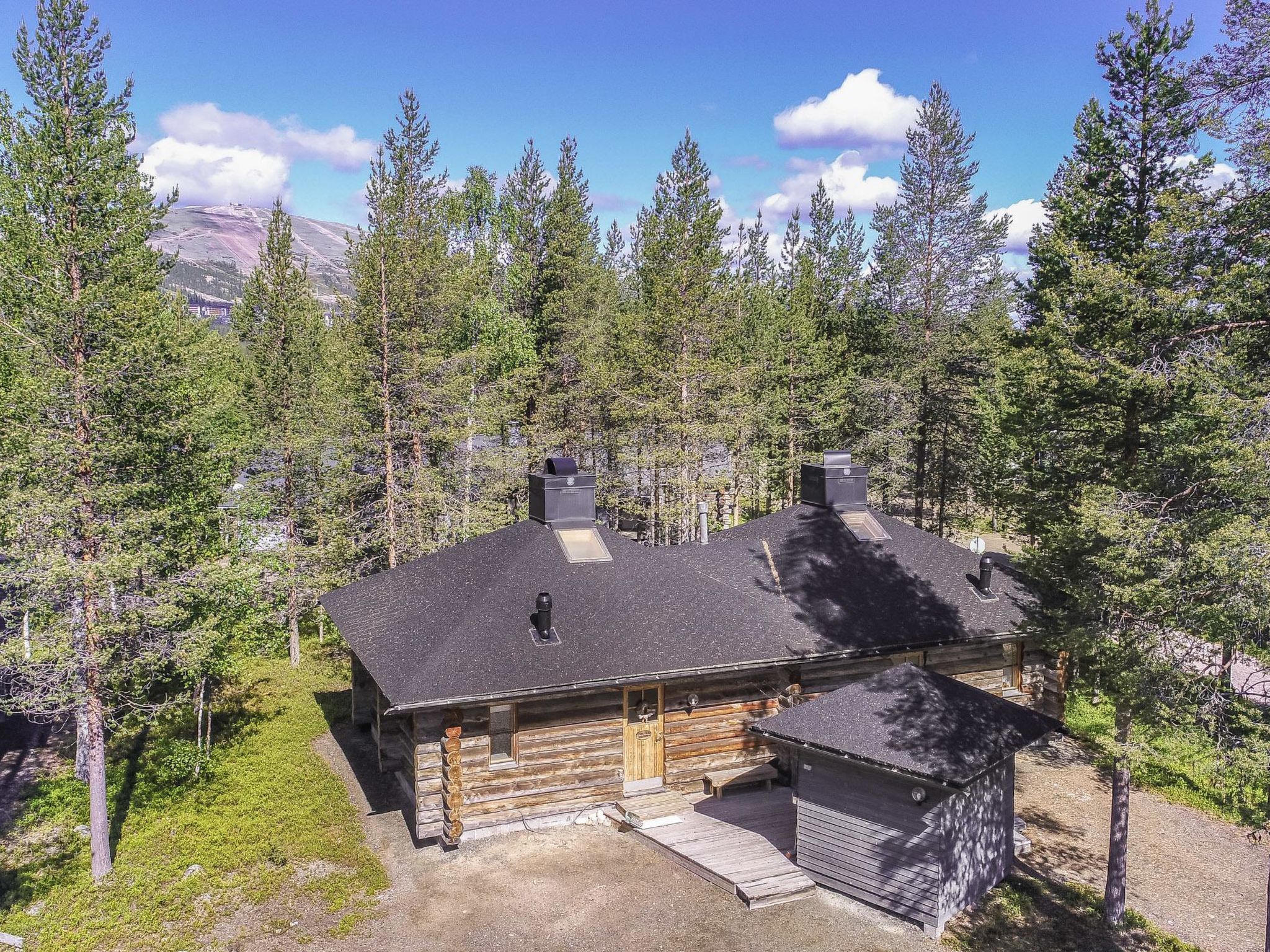 Ylläsparit as. mustikka-Dedans