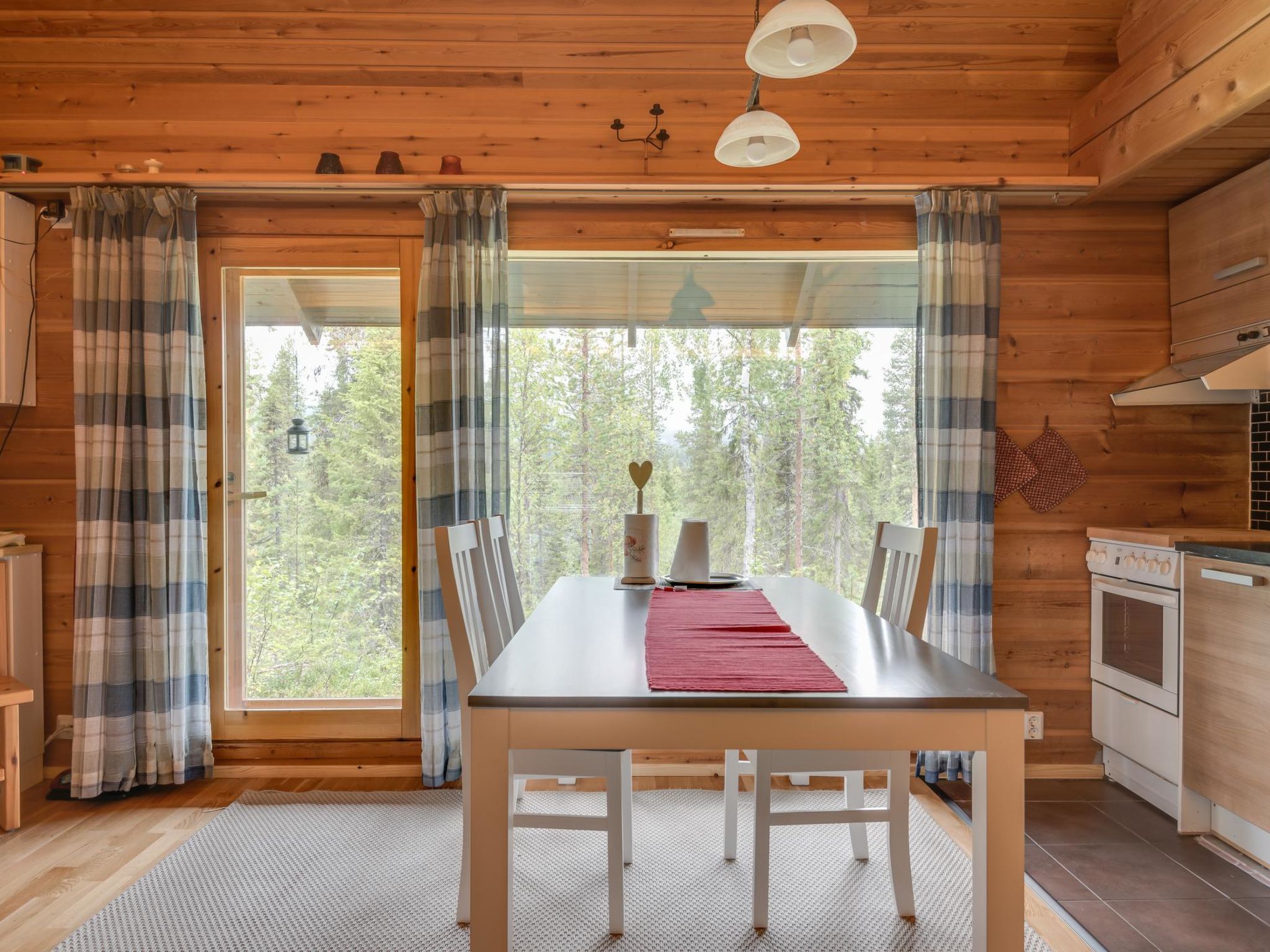 Neljä vuodenaikaa a1/karpalo-Dedans