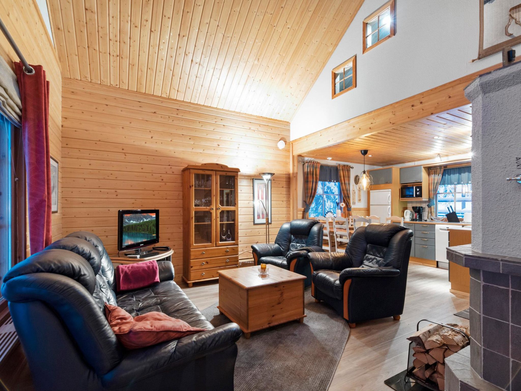 Ylläshuili 2-Dedans