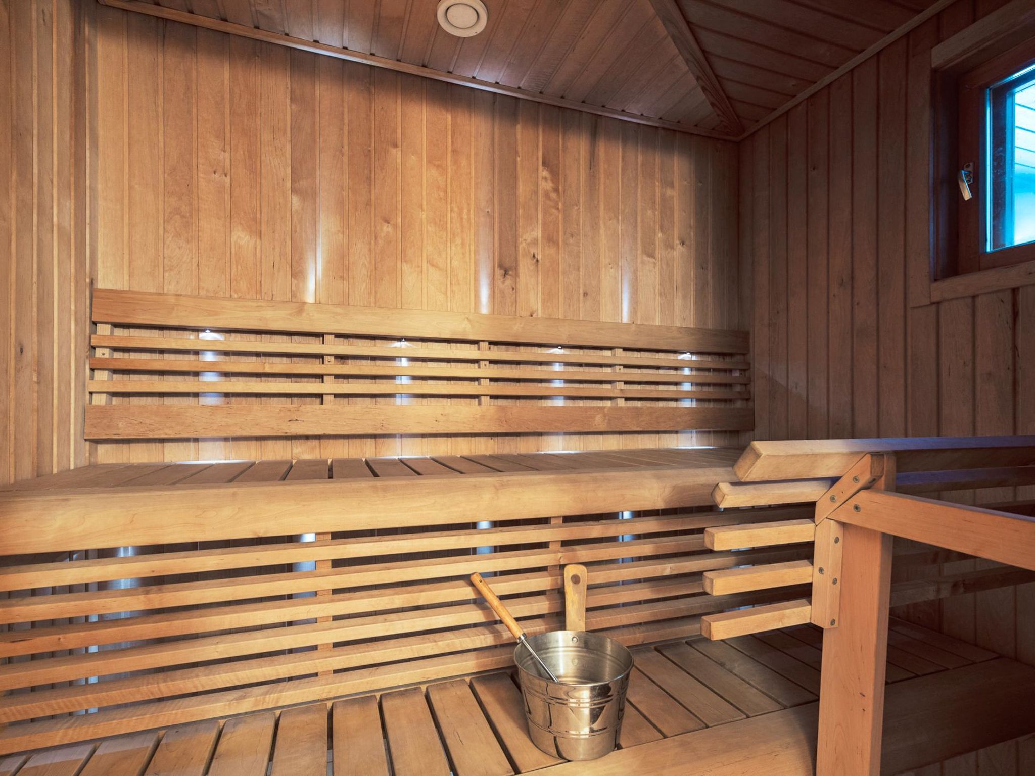 Ylläshuili 2-Dedans