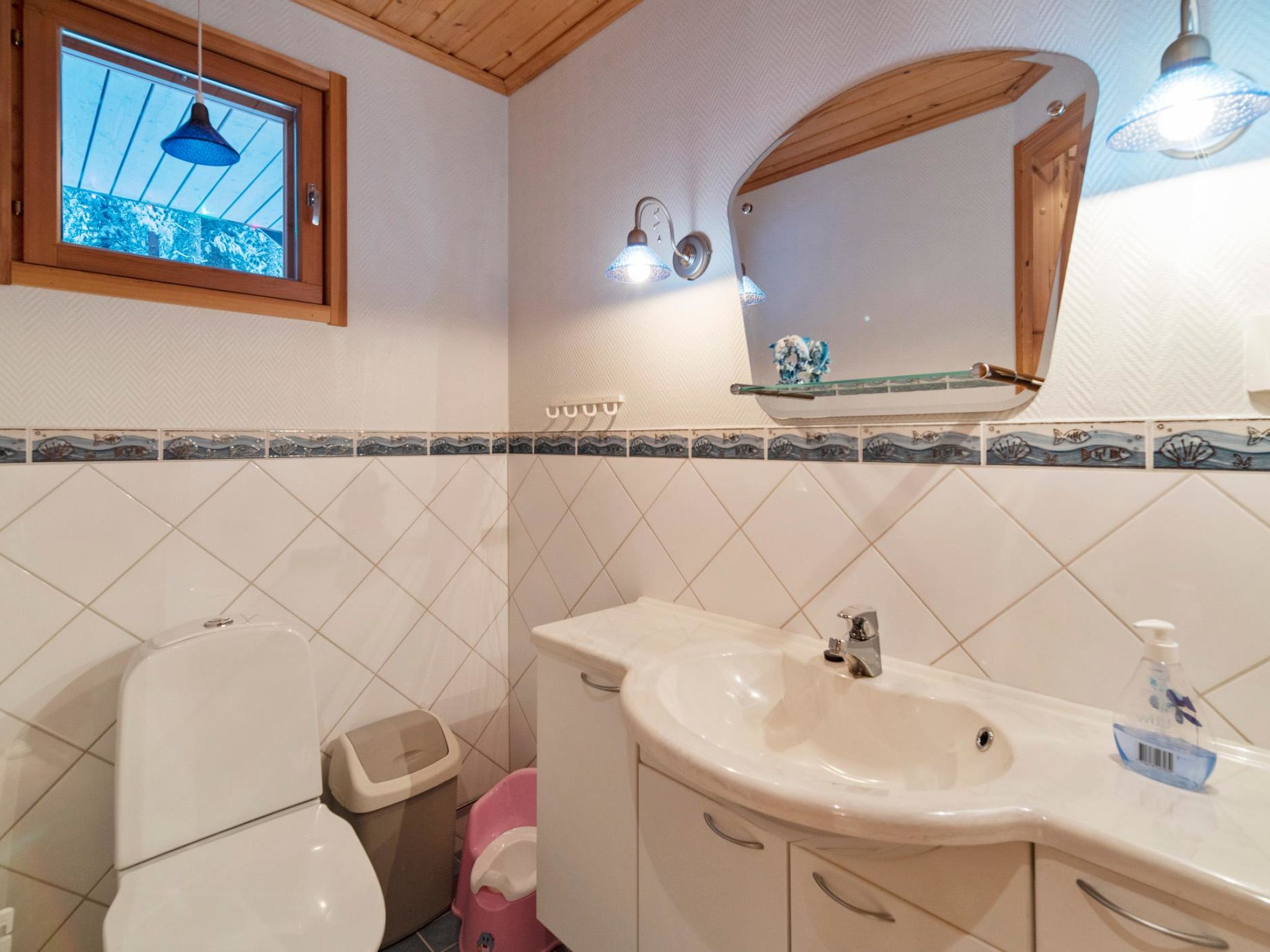 Ylläshuili 2-Dedans