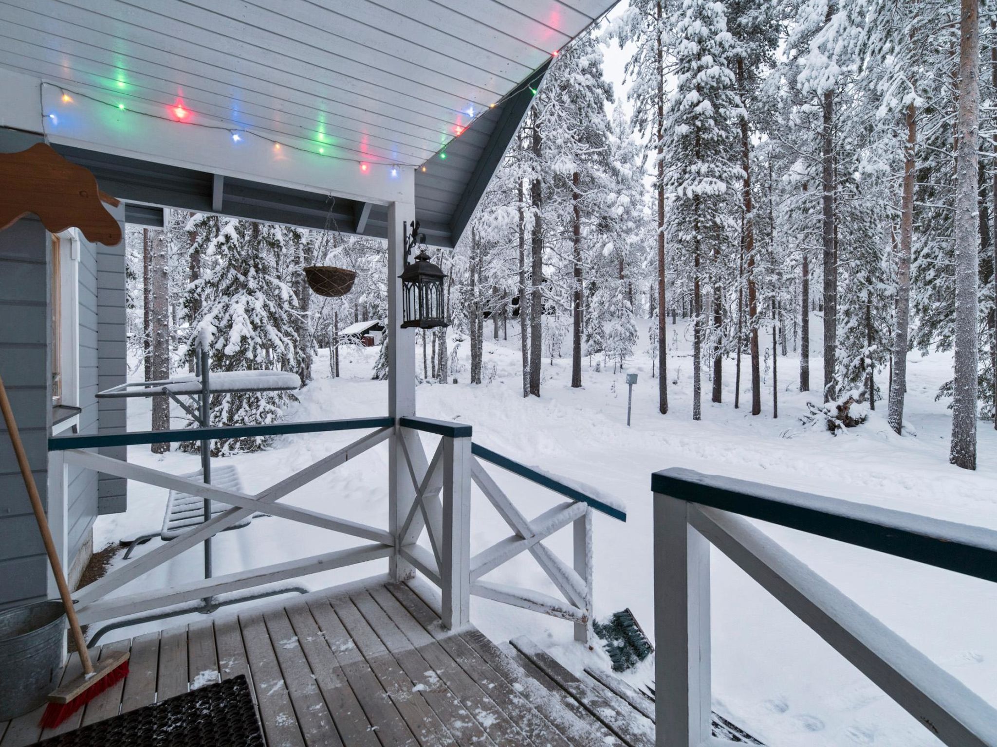 Ylläshuili 2-Dedans