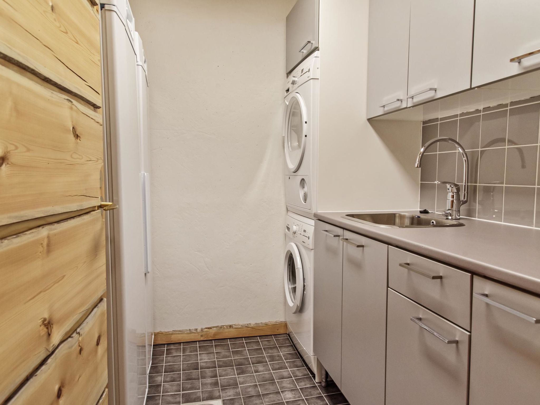 Luostakka iso-Dedans