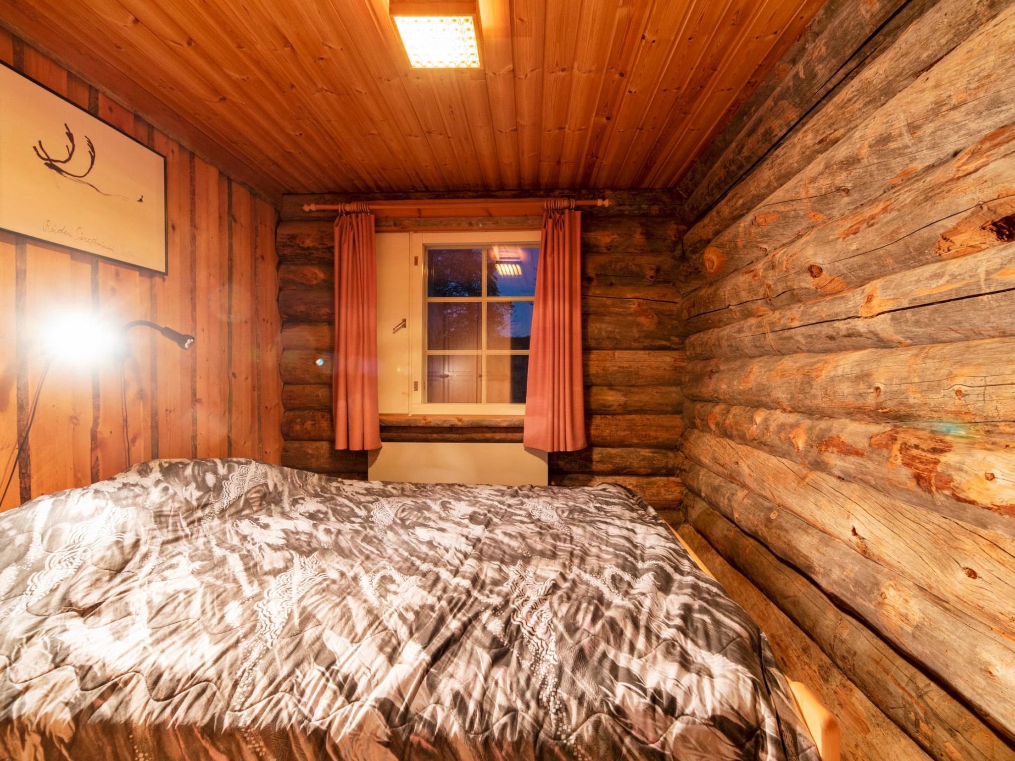 Lomaylläs d59 /palovaarankaarre 13 a-Dedans