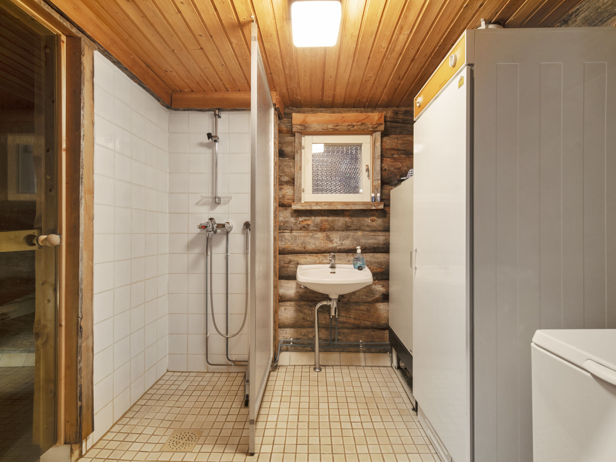 Maison Lomaylläs d59 /palovaarankaarre 13 a – Intérieur, photo 7 sur 28